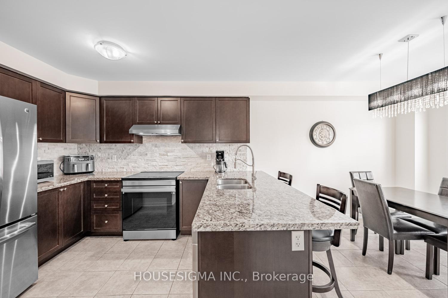 Photo 6 of Unit 54, 7 Sirente Drive, Hamilton, Crerar — HOMEH