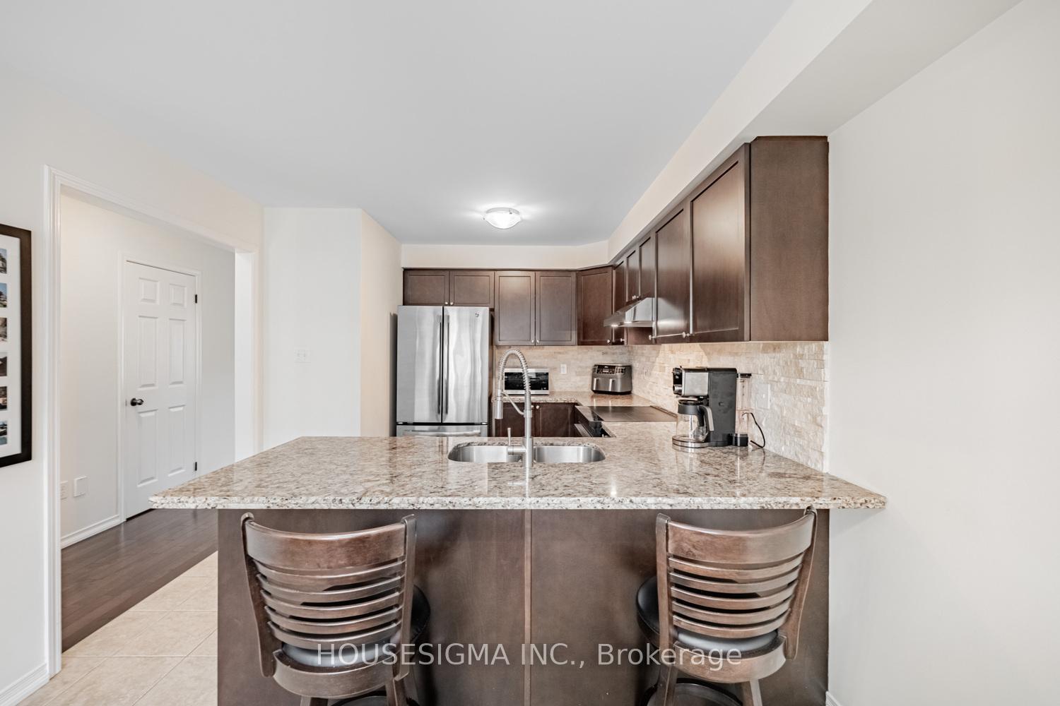 Photo 8 of Unit 54, 7 Sirente Drive, Hamilton, Crerar — HOMEH