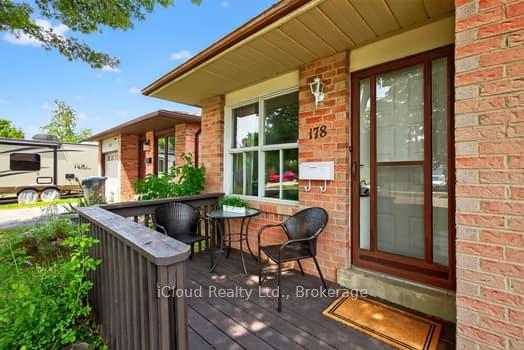 Photo 3 of 178 Martindale Crescent, Brampton, Brampton West — HOMEH