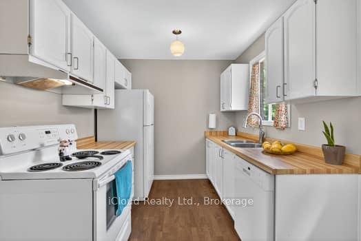 Photo 9 of 178 Martindale Crescent, Brampton, Brampton West — HOMEH