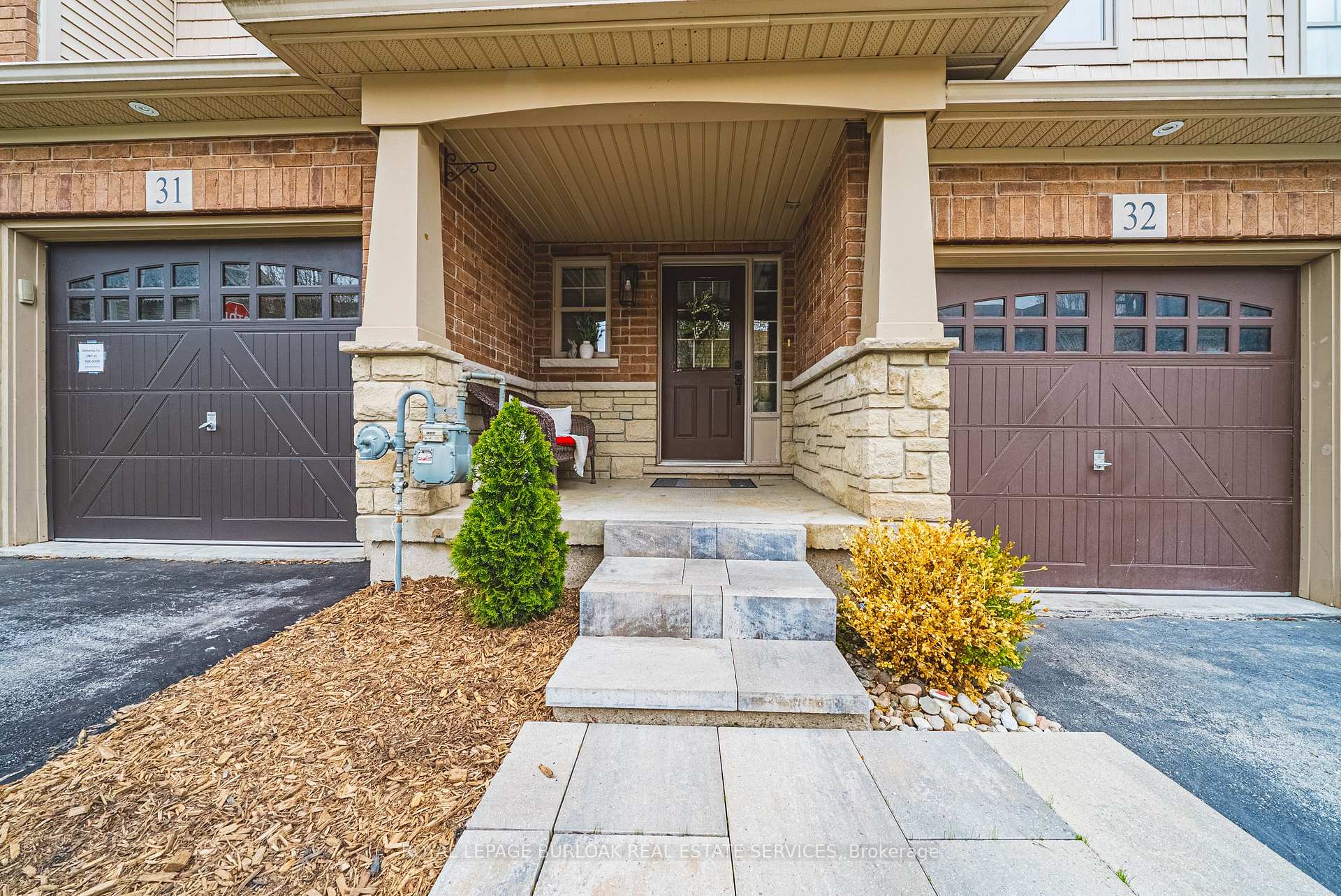 Photo 3 of Unit 32, 10 Pumpkin Pass, Hamilton, Binbrook — HOMEH