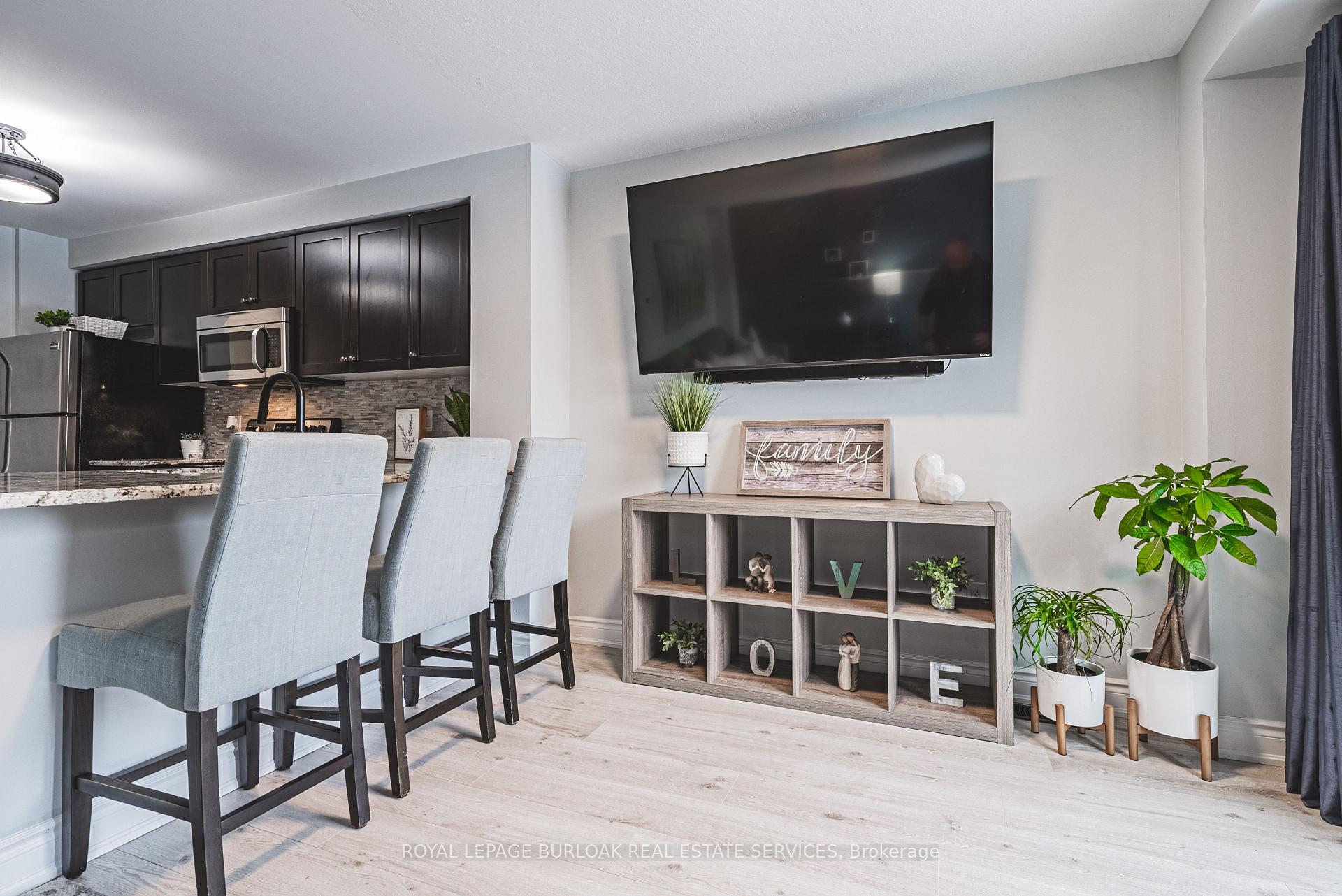 Photo 13 of Unit 32, 10 Pumpkin Pass, Hamilton, Binbrook — HOMEH