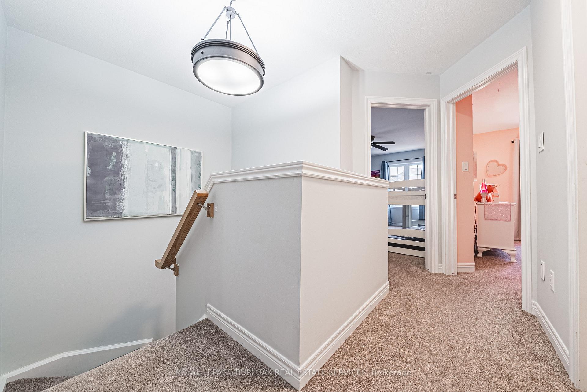 Photo 16 of Unit 32, 10 Pumpkin Pass, Hamilton, Binbrook — HOMEH