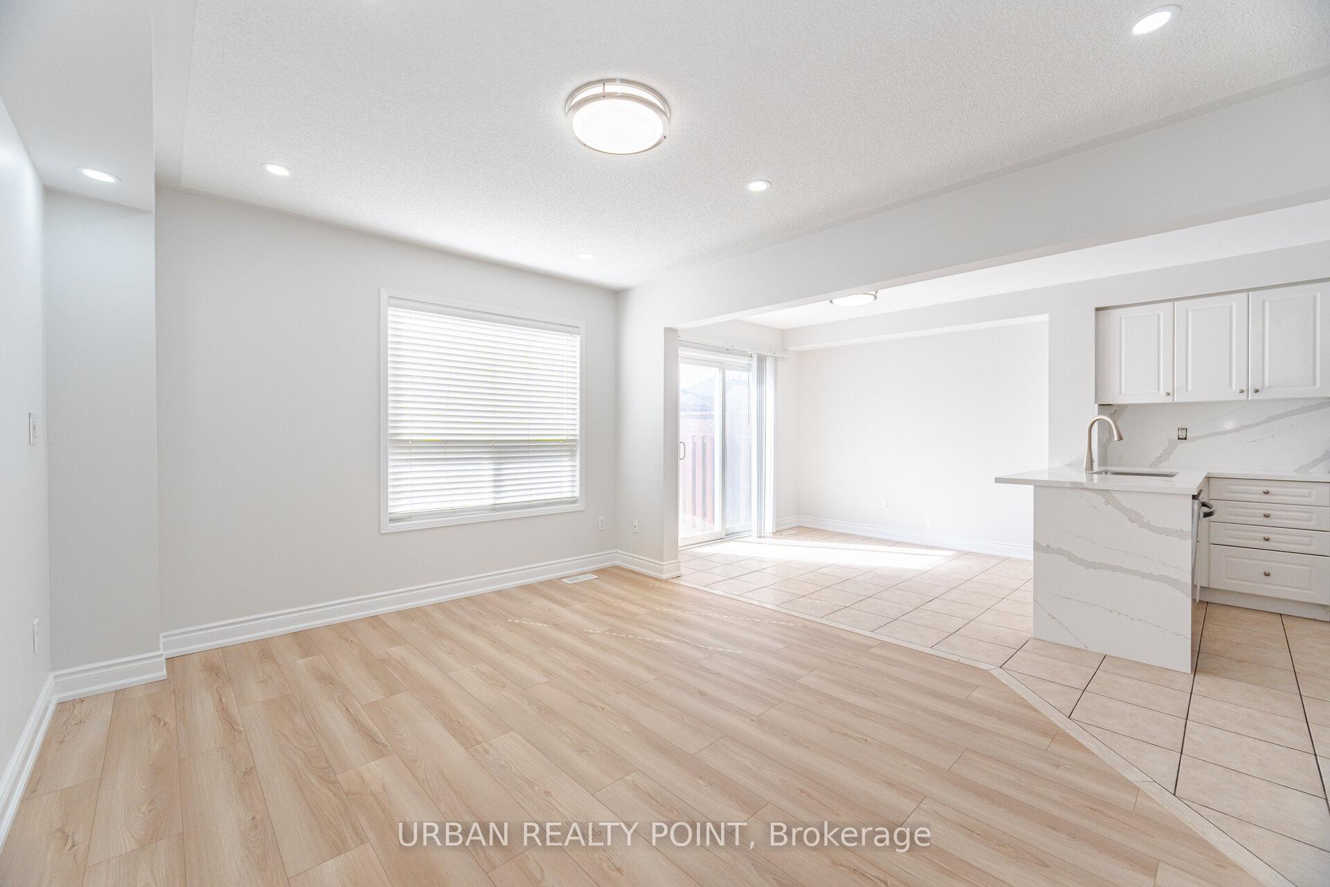 Photo 14 of 50 Silver Egret Road, Brampton, Fletcher's Meadow — HOMEH