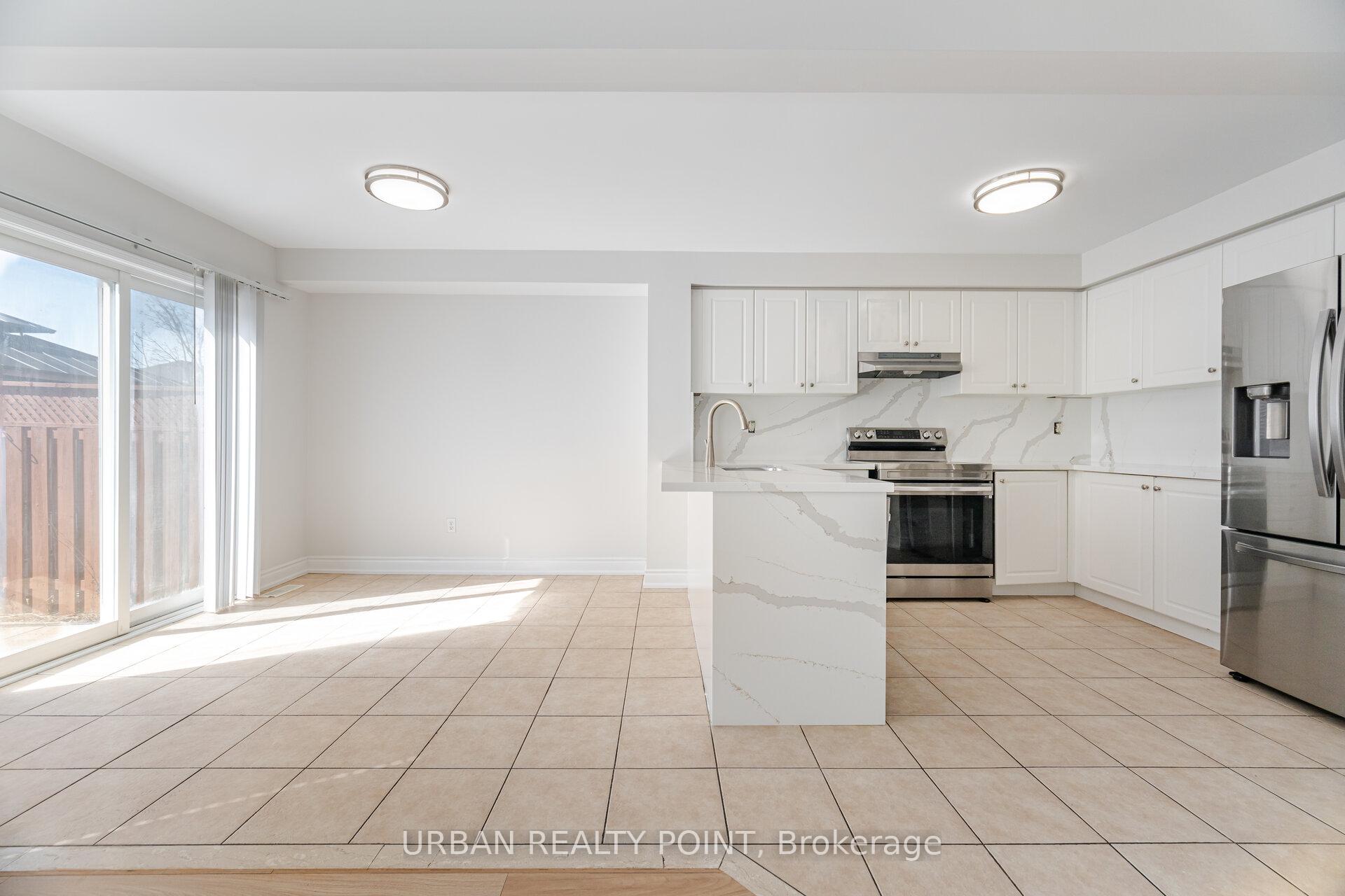Photo 15 of 50 Silver Egret Road, Brampton, Fletcher's Meadow — HOMEH