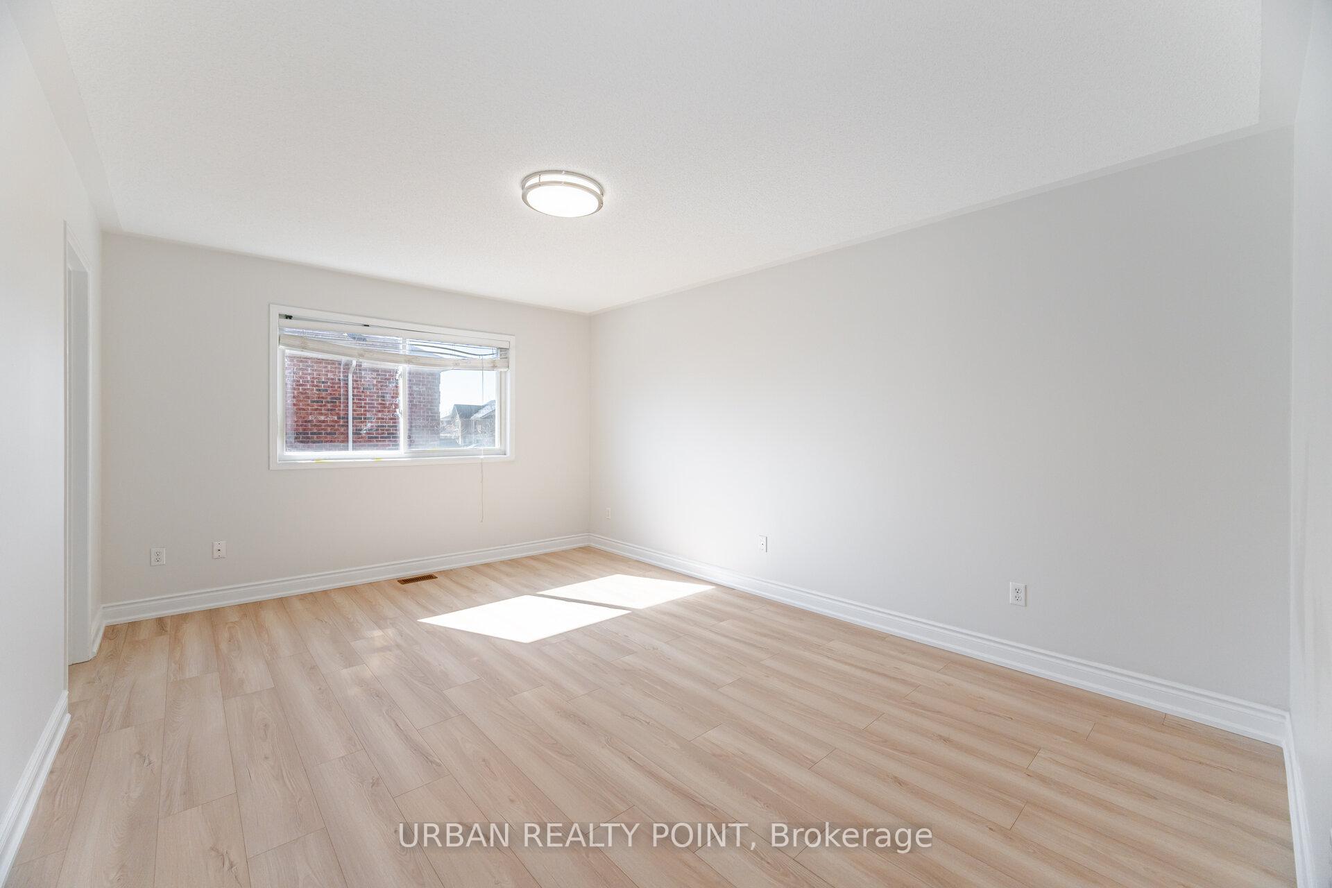 Photo 28 of 50 Silver Egret Road, Brampton, Fletcher's Meadow — HOMEH