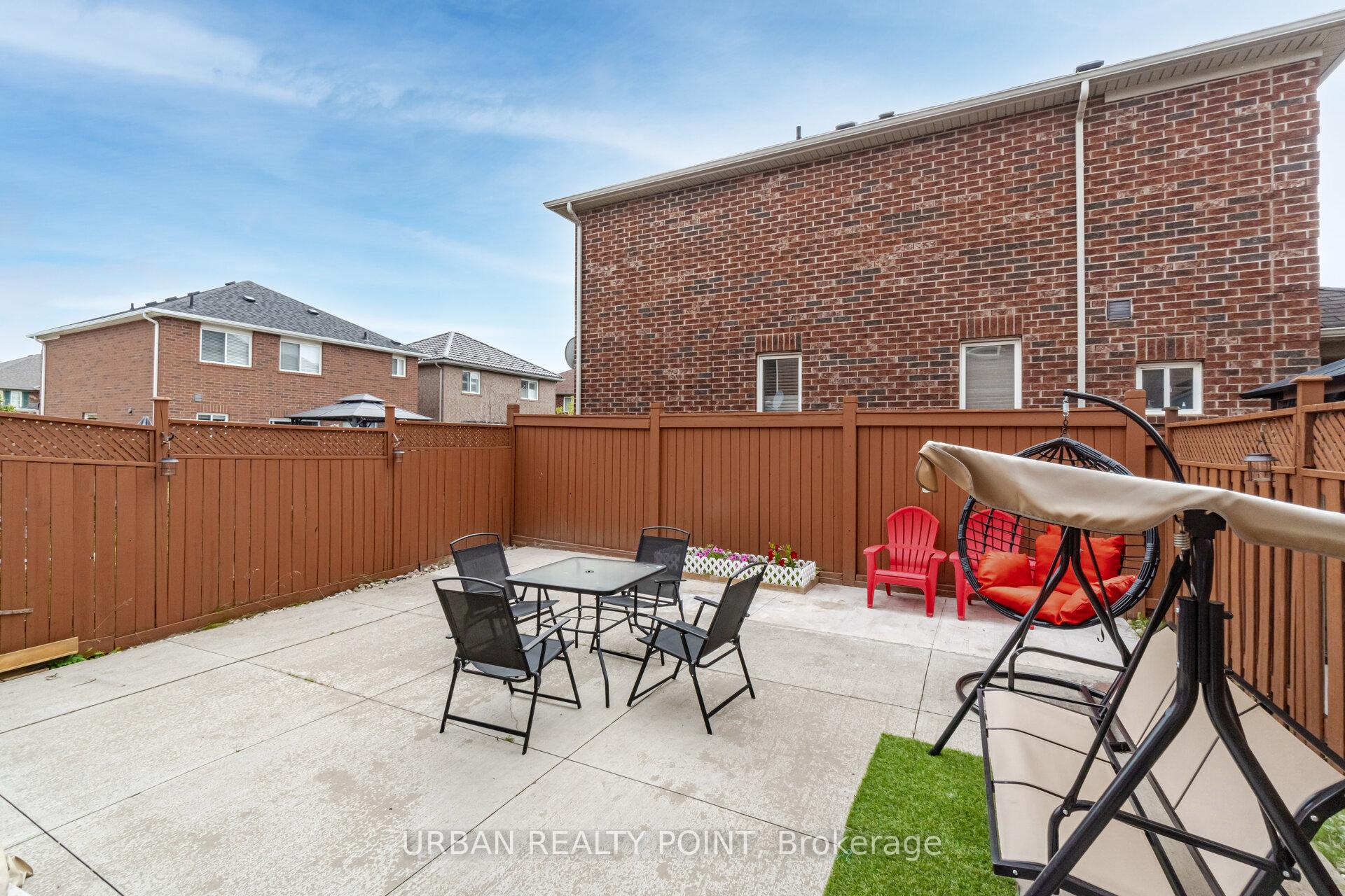 Photo 45 of 50 Silver Egret Road, Brampton, Fletcher's Meadow — HOMEH