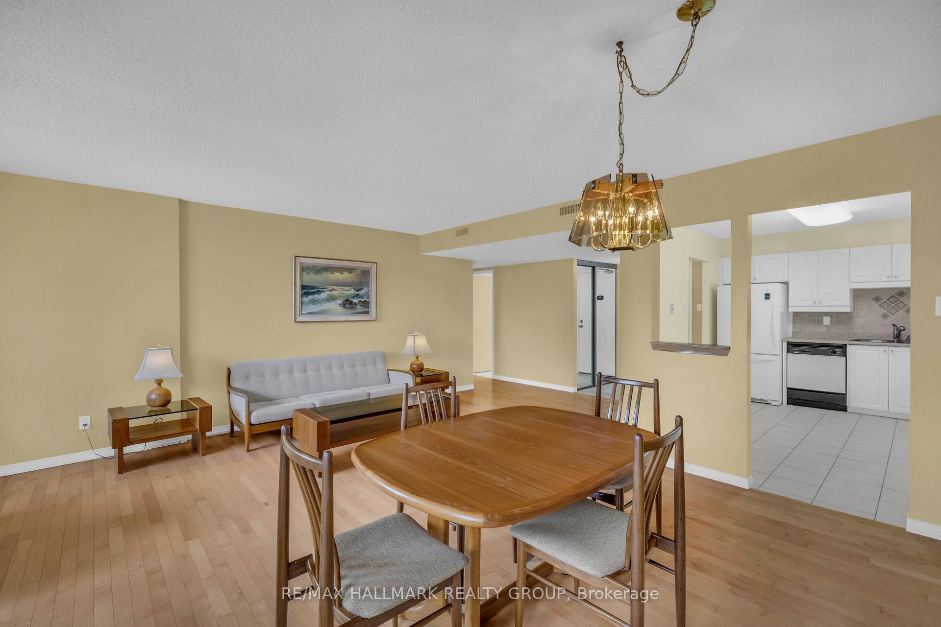 Photo 32 of Unit 605, 200 Lafontaine Avenue, Ottawa, Vanier — HOMEH