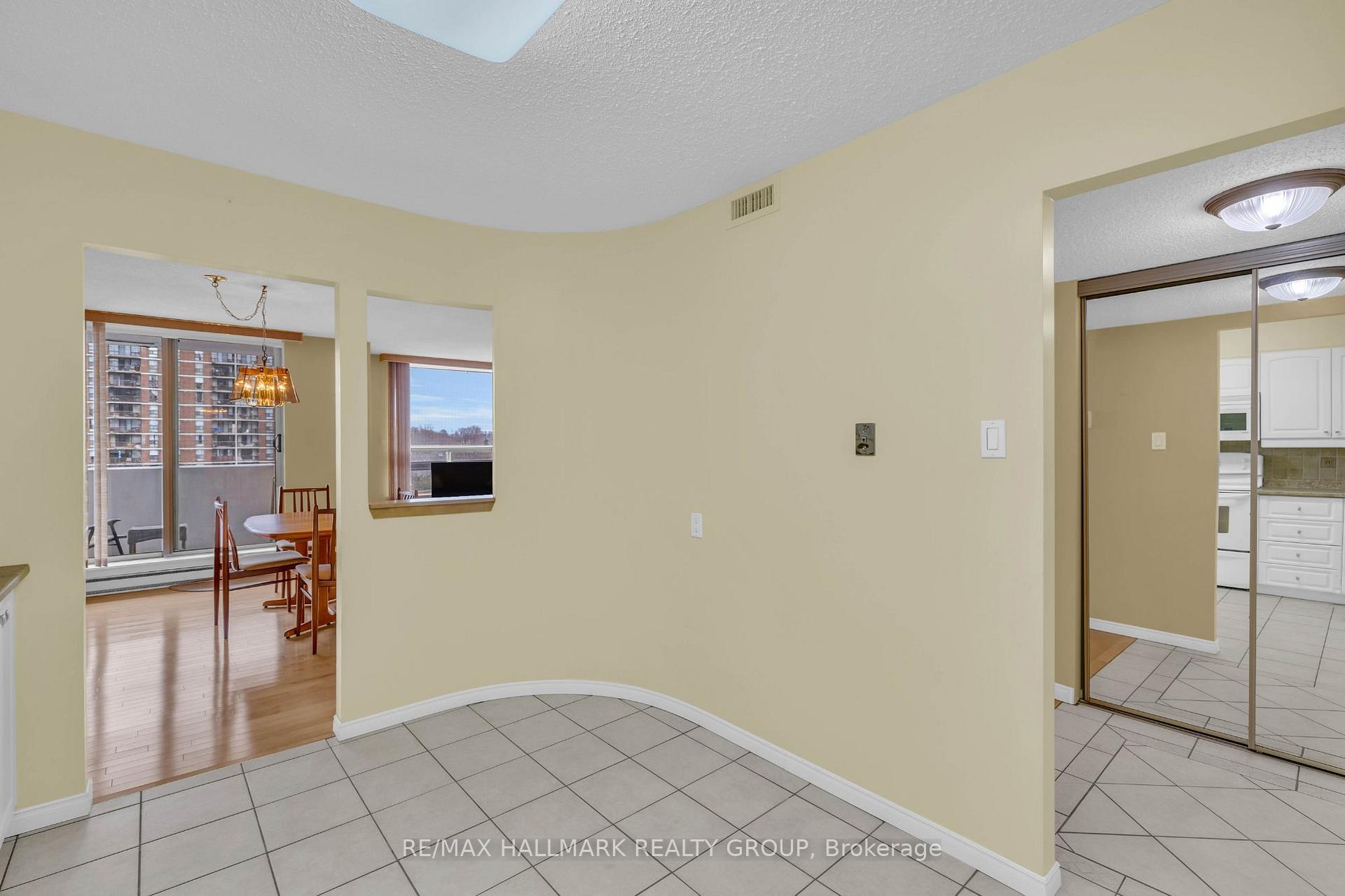 Photo 18 of Unit 605, 200 Lafontaine Avenue, Ottawa, Vanier — HOMEH