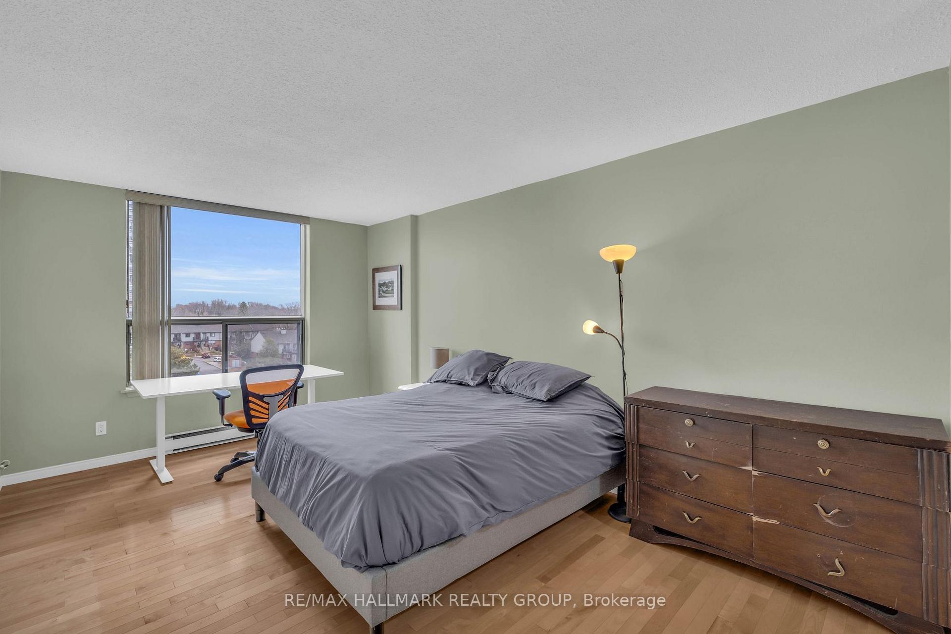 Photo 19 of Unit 605, 200 Lafontaine Avenue, Ottawa, Vanier — HOMEH