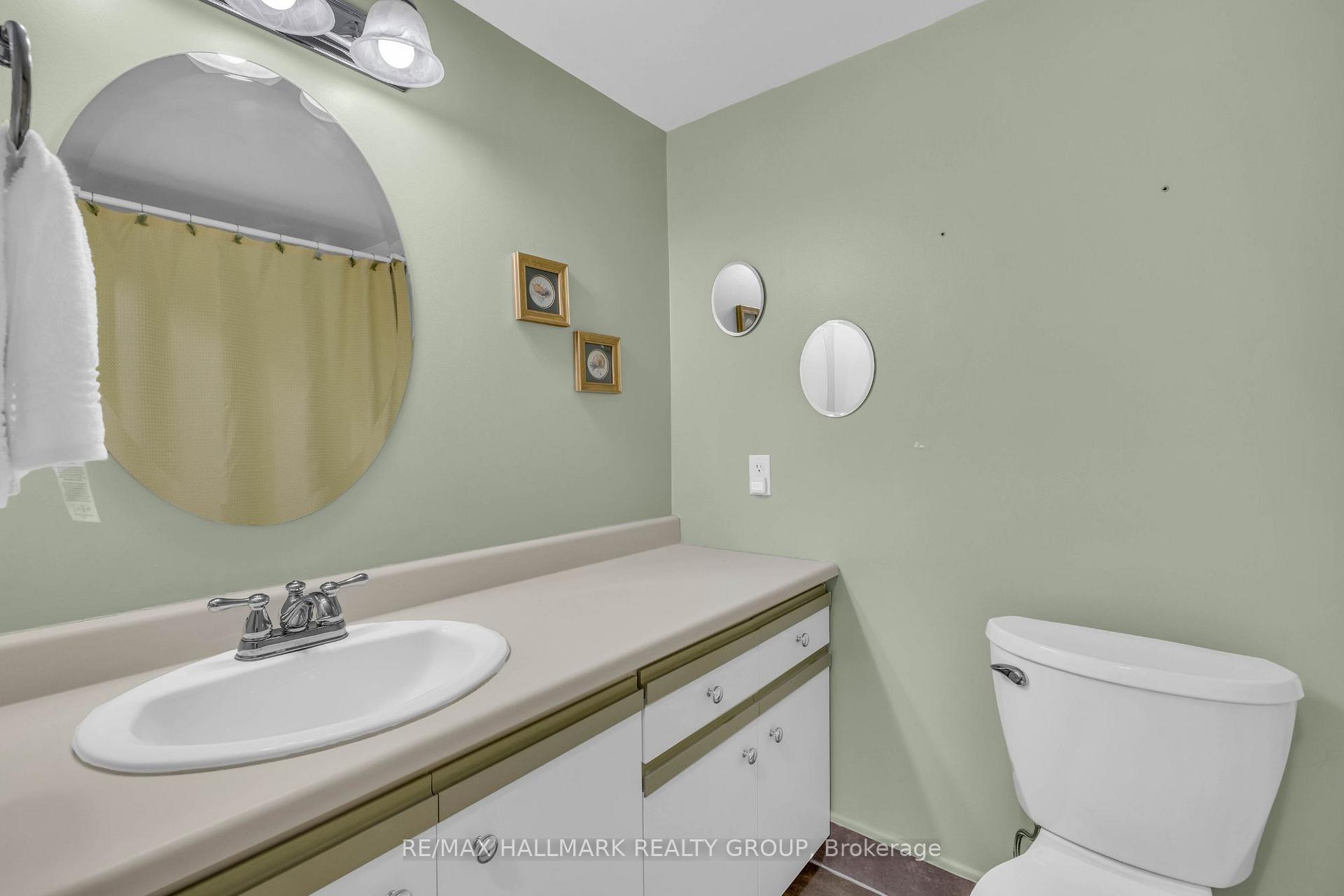 Photo 21 of Unit 605, 200 Lafontaine Avenue, Ottawa, Vanier — HOMEH