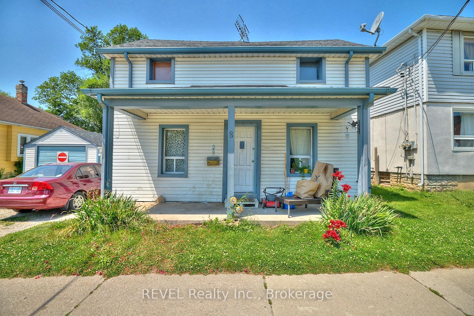 Front of 8 Pelham Road