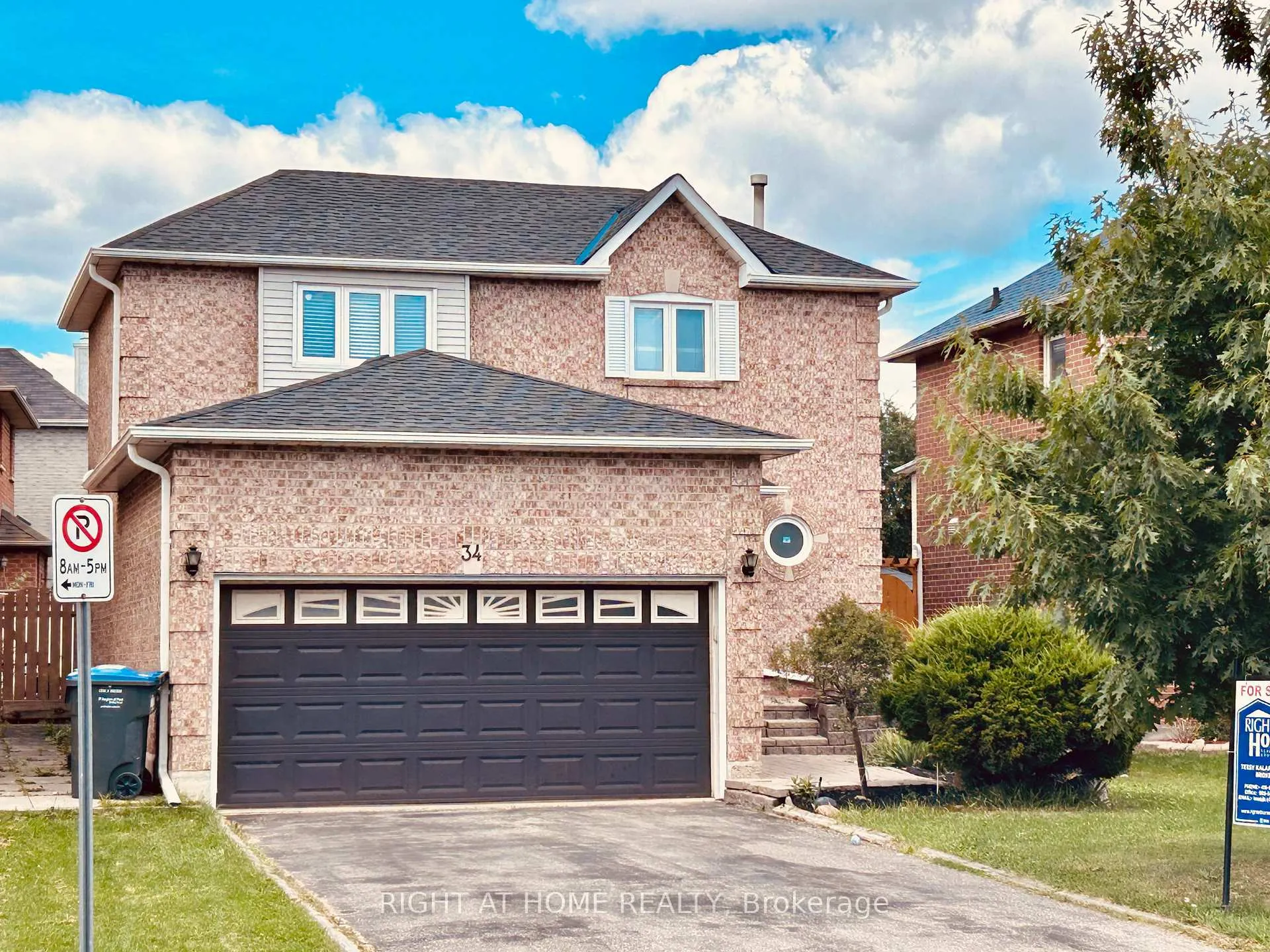 Photo 2 of 34 Drinkwater Road N, Brampton, Fletcher's West — HOMEH