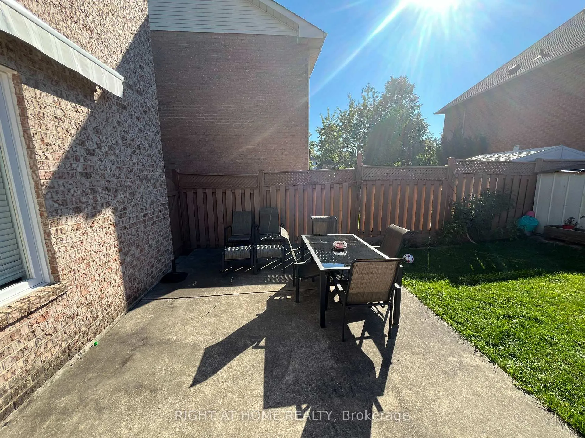Photo 13 of 34 Drinkwater Road N, Brampton, Fletcher's West — HOMEH