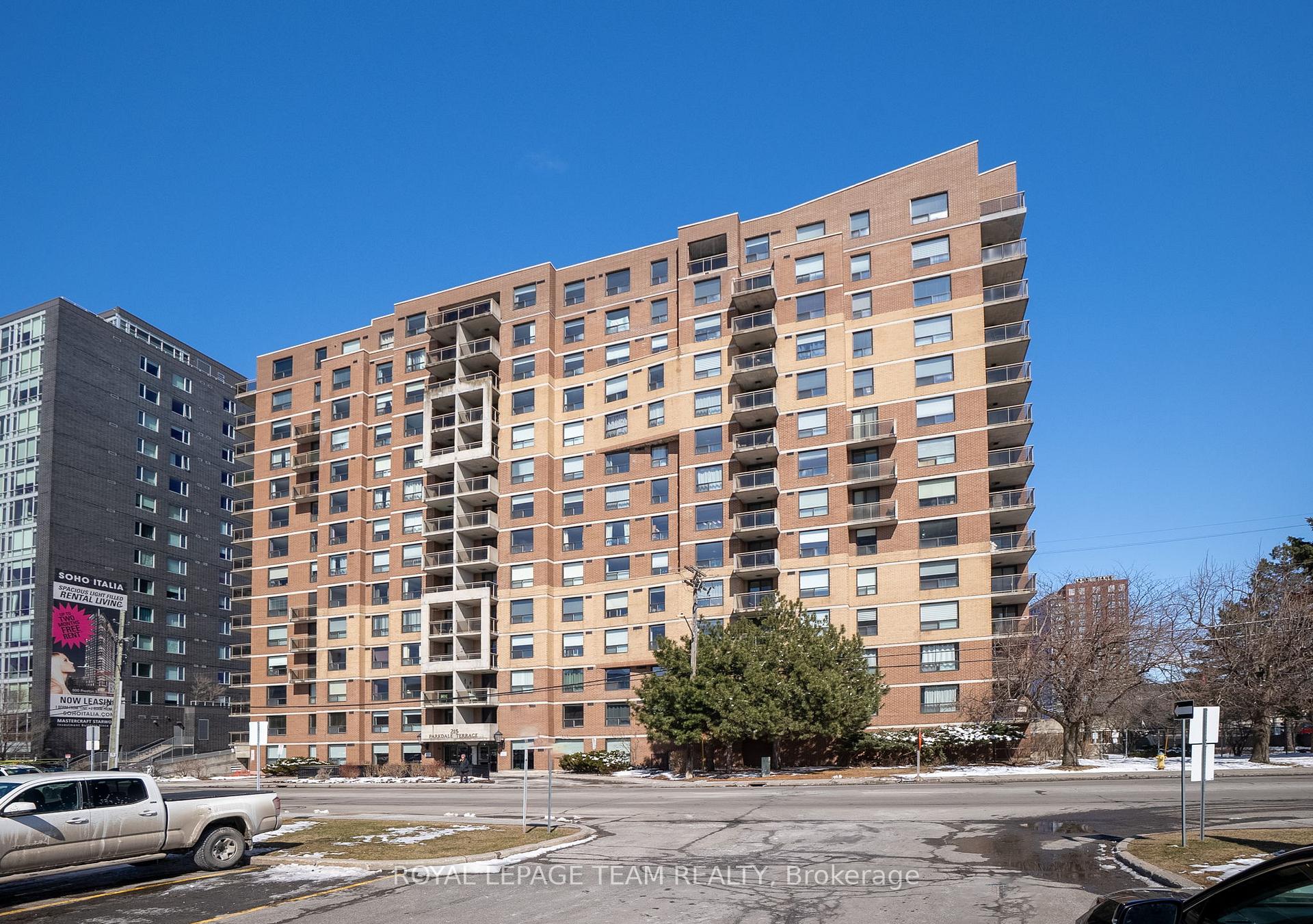 Front of Unit 1002, 215 Parkdale Avenue