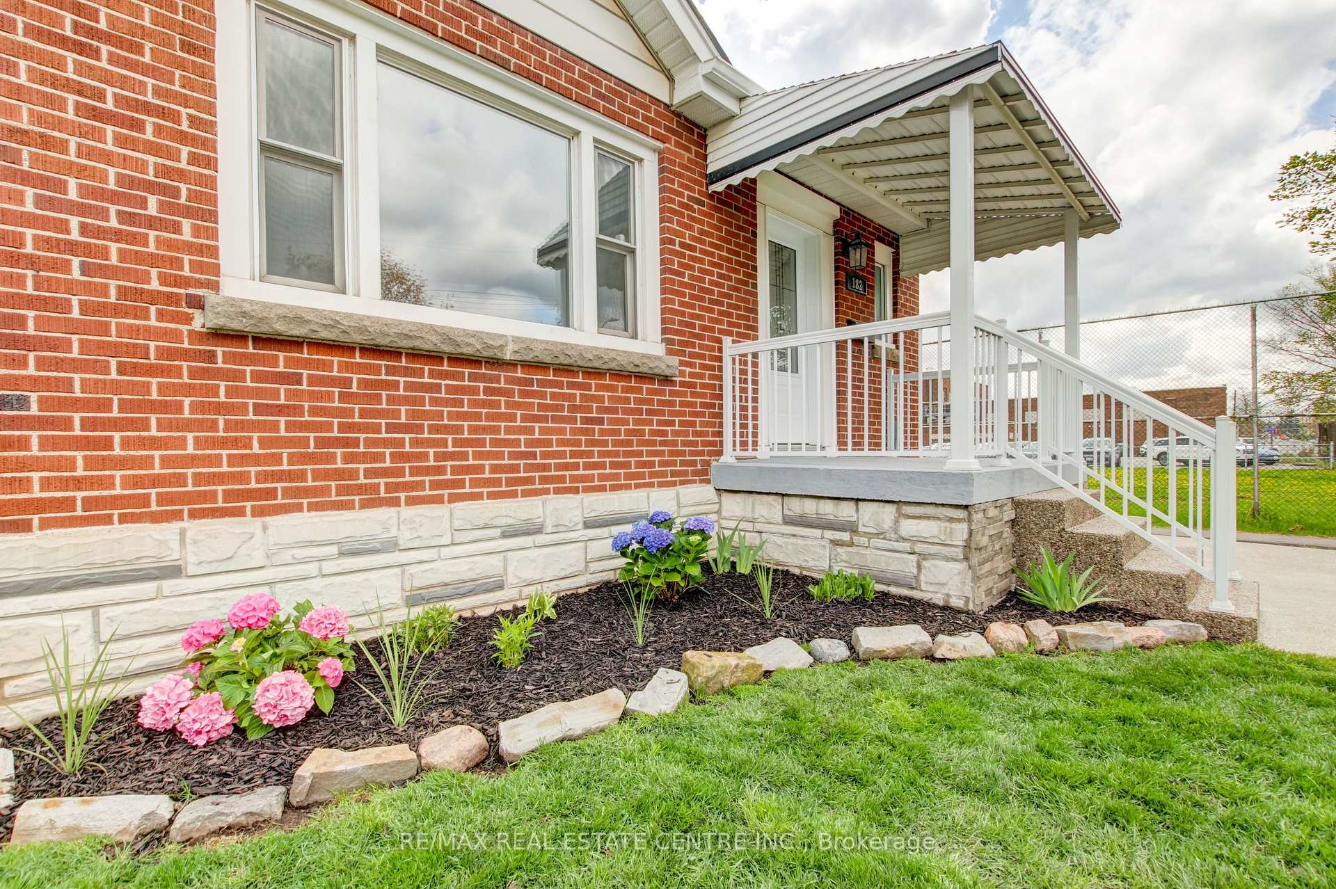Photo 6 of 182 Glennie Avenue, Hamilton, Normanhurst — HOMEH
