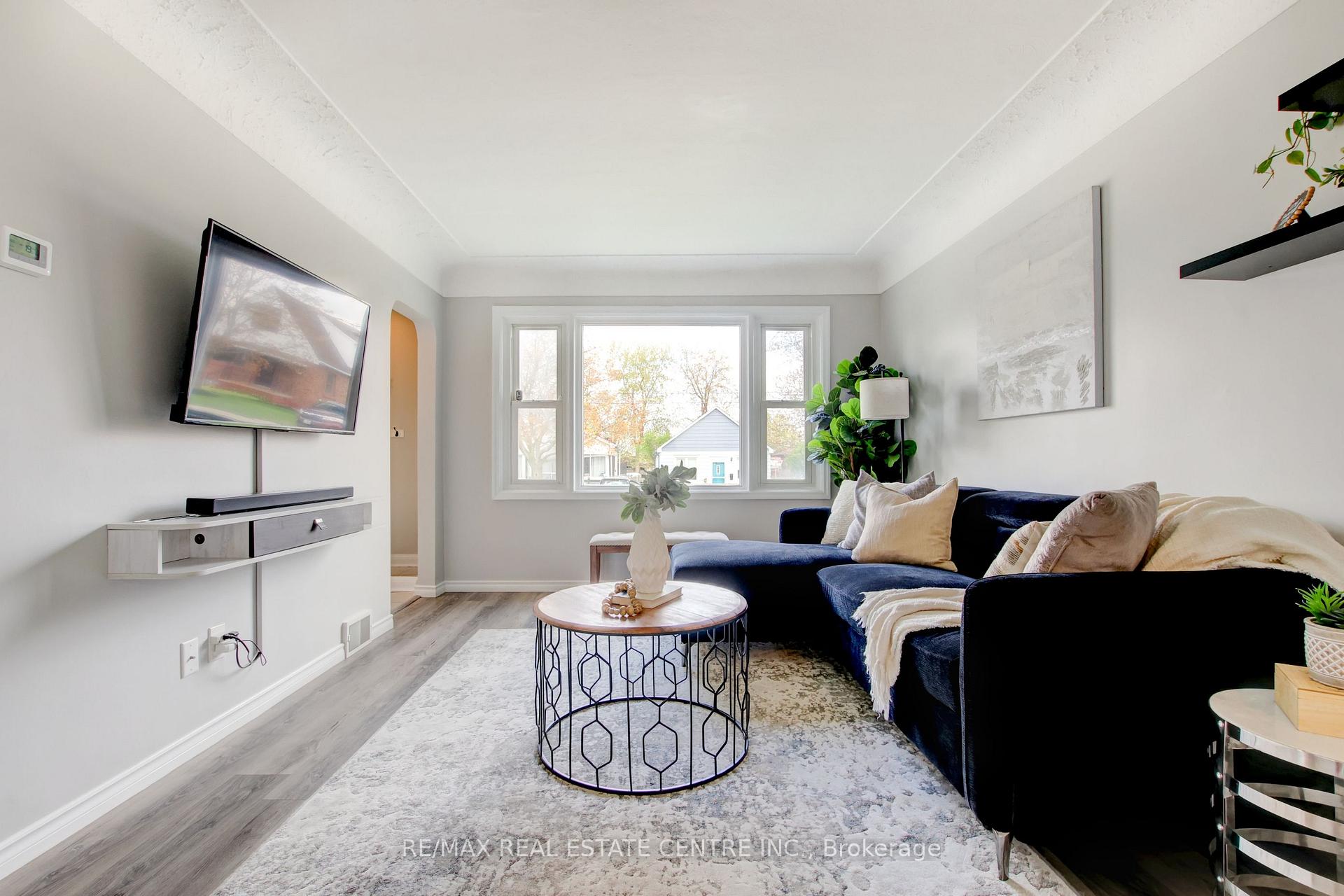 Photo 10 of 182 Glennie Avenue, Hamilton, Normanhurst — HOMEH