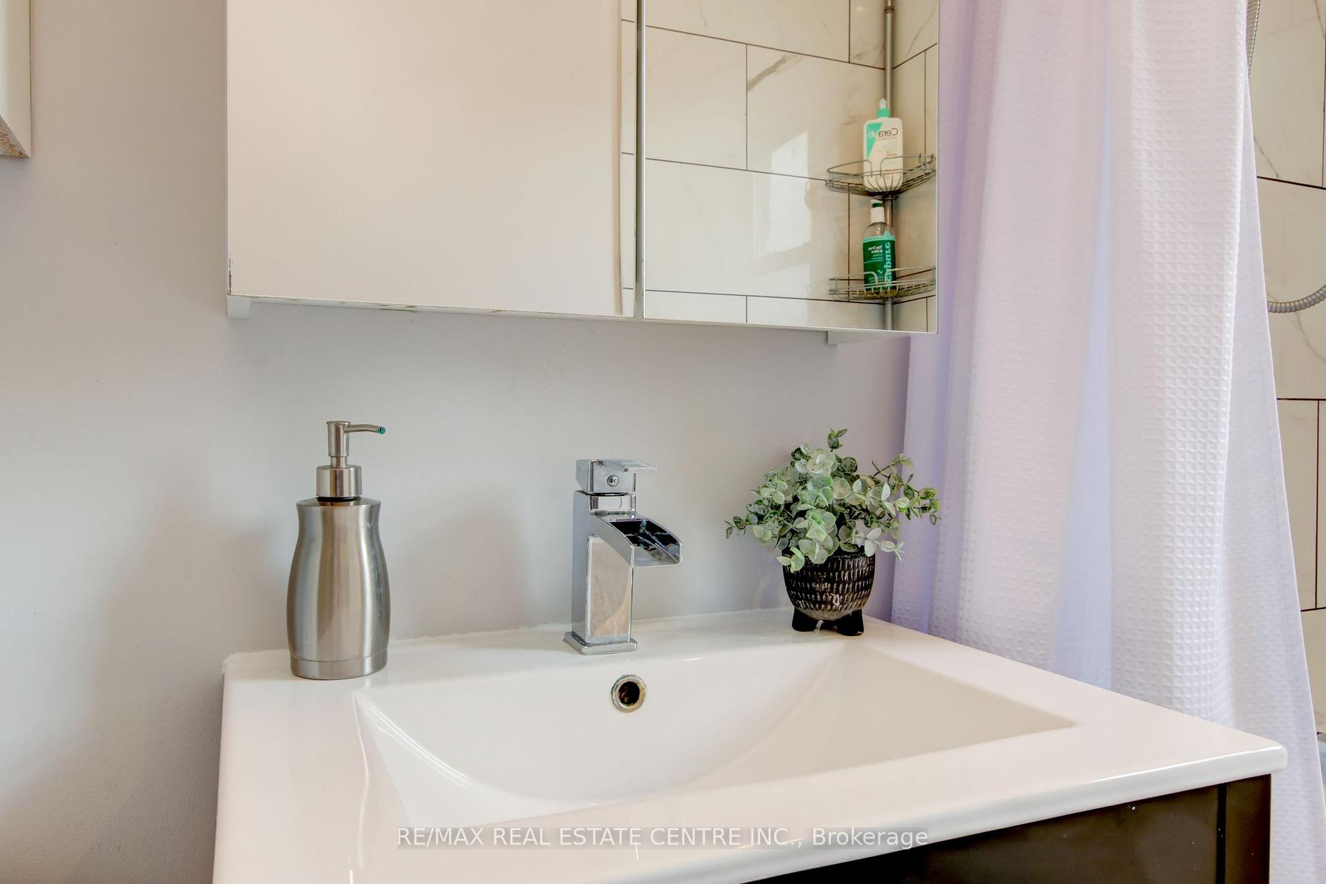 Photo 25 of 182 Glennie Avenue, Hamilton, Normanhurst — HOMEH