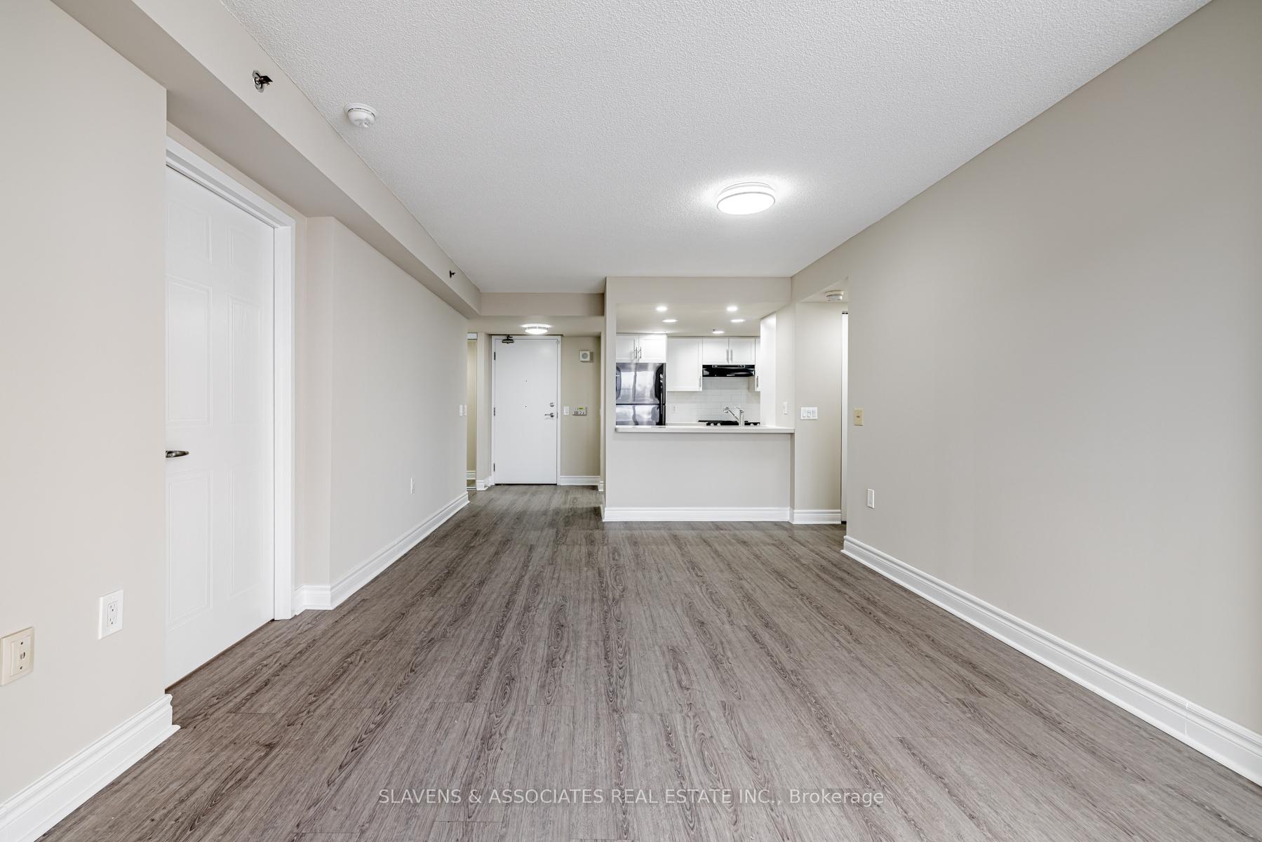 Photo 15 of Unit 402, 2 Neptune Drive, Toronto, Englemount-Lawrence — HOMEH
