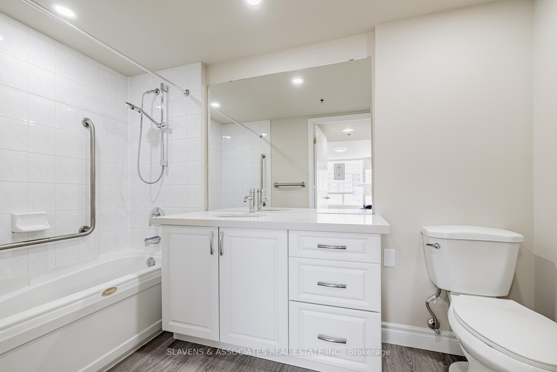Photo 42 of Unit 402, 2 Neptune Drive, Toronto, Englemount-Lawrence — HOMEH