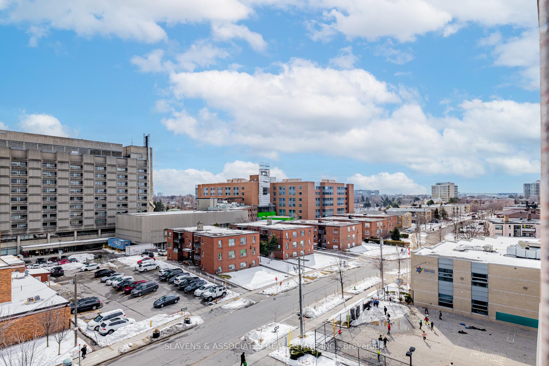 Photo 46 of Unit 402, 2 Neptune Drive, Toronto, Englemount-Lawrence — HOMEH