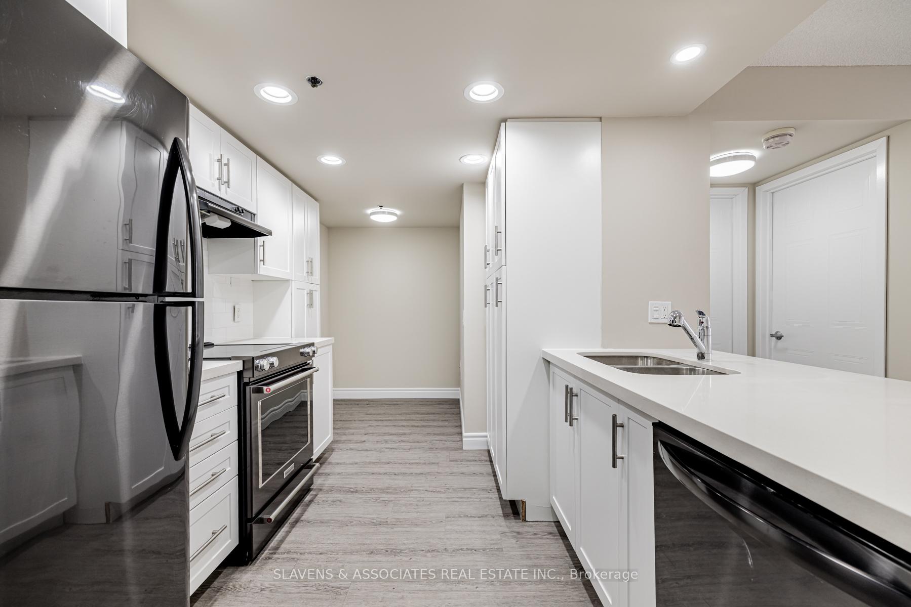 Photo 24 of Unit 402, 2 Neptune Drive, Toronto, Englemount-Lawrence — HOMEH