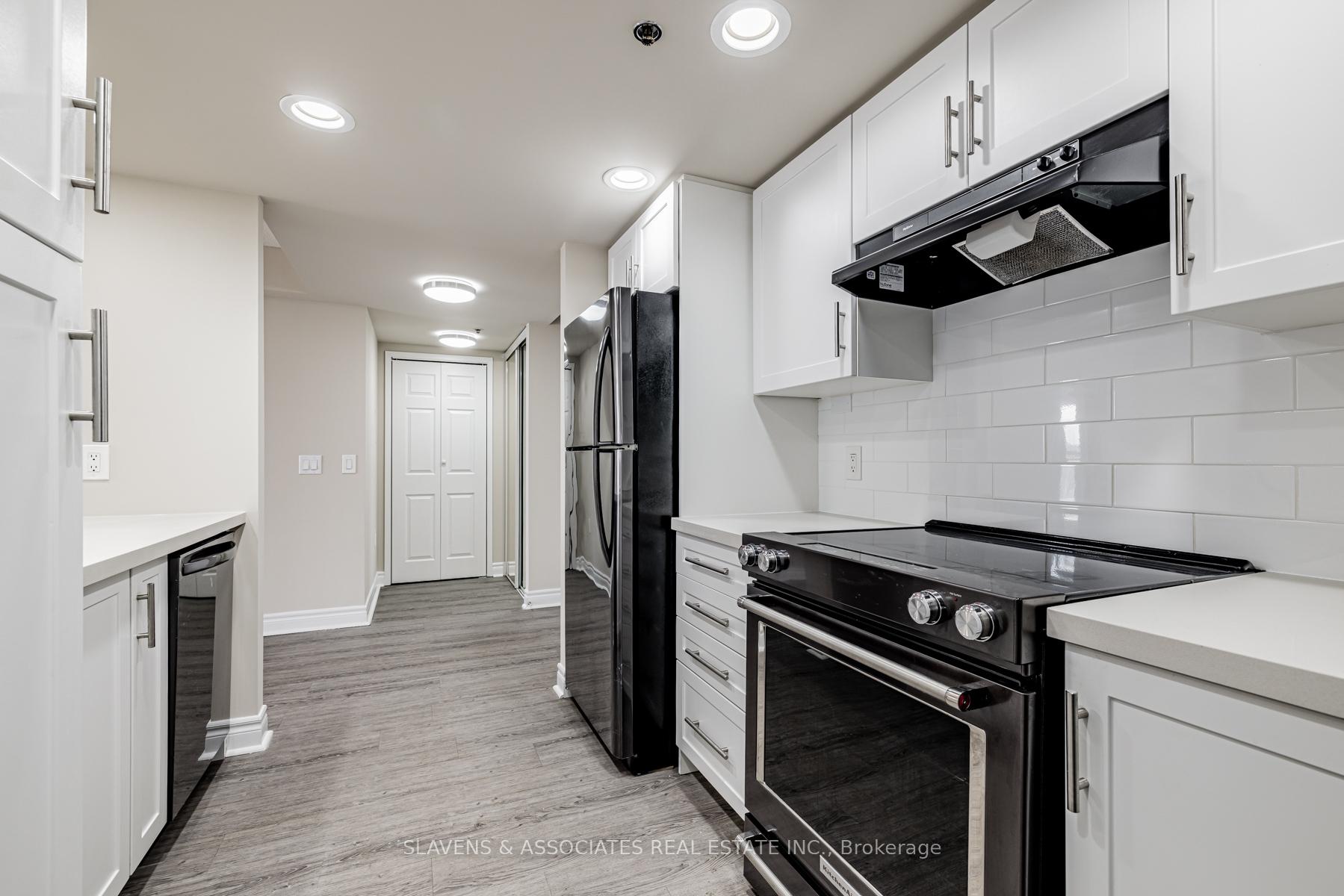Photo 27 of Unit 402, 2 Neptune Drive, Toronto, Englemount-Lawrence — HOMEH