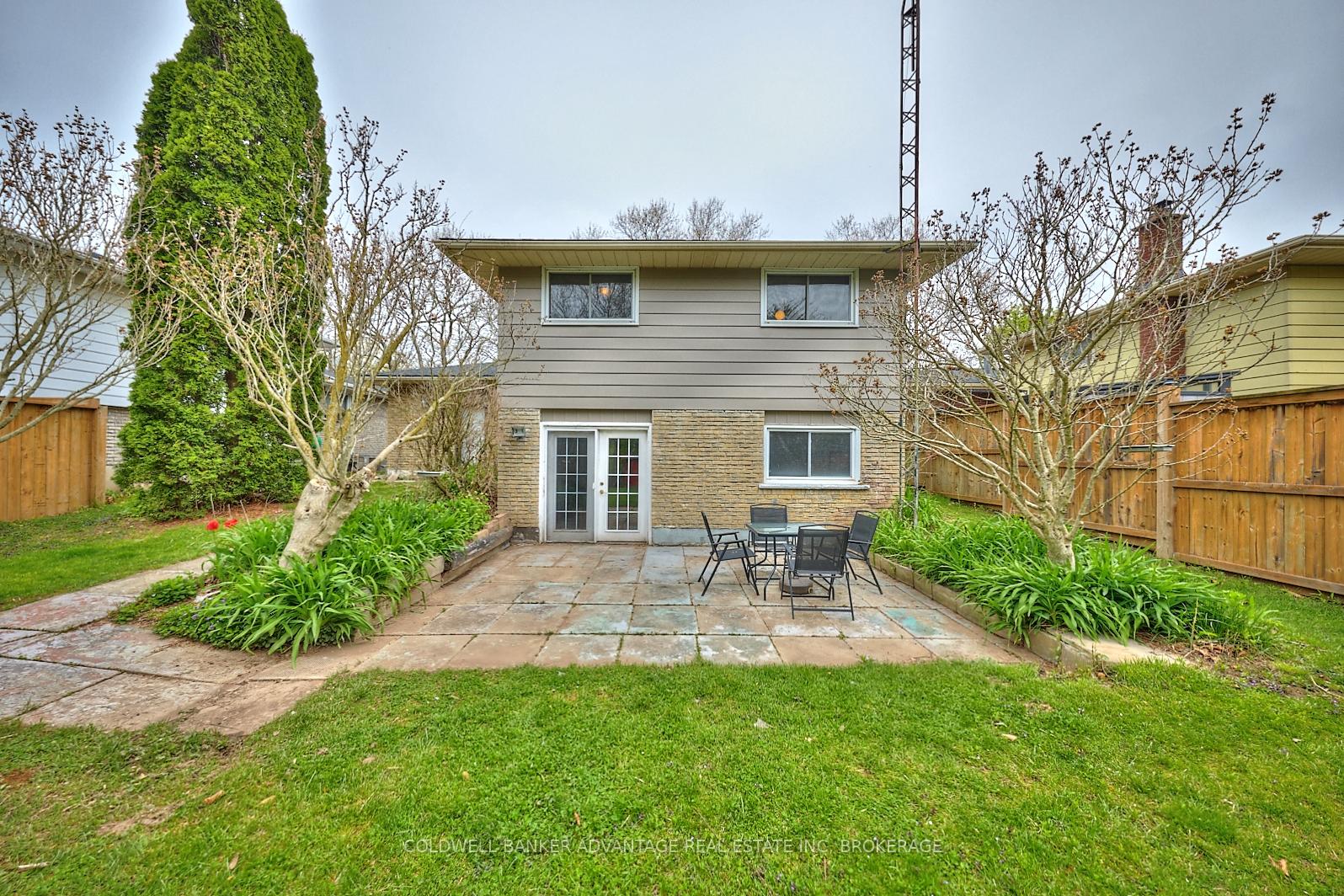 Photo 7 of 40 Kimbermount Drive, St. Catharines, Lakeshore — HOMEH