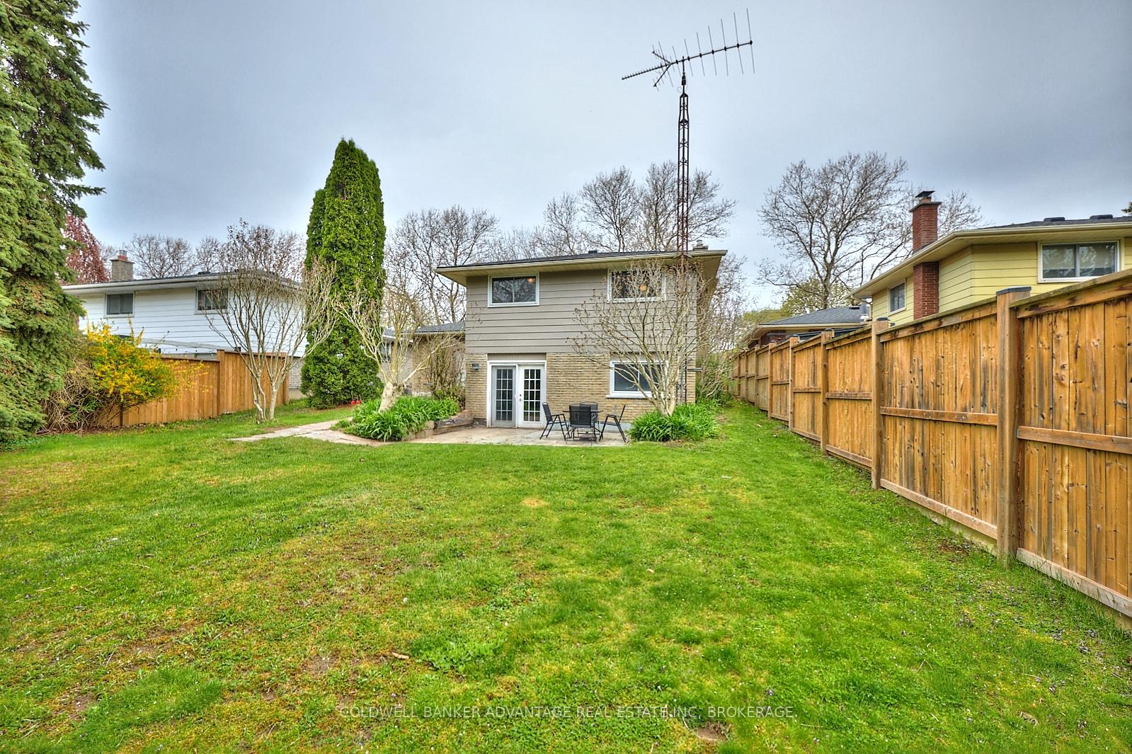 Photo 10 of 40 Kimbermount Drive, St. Catharines, Lakeshore — HOMEH