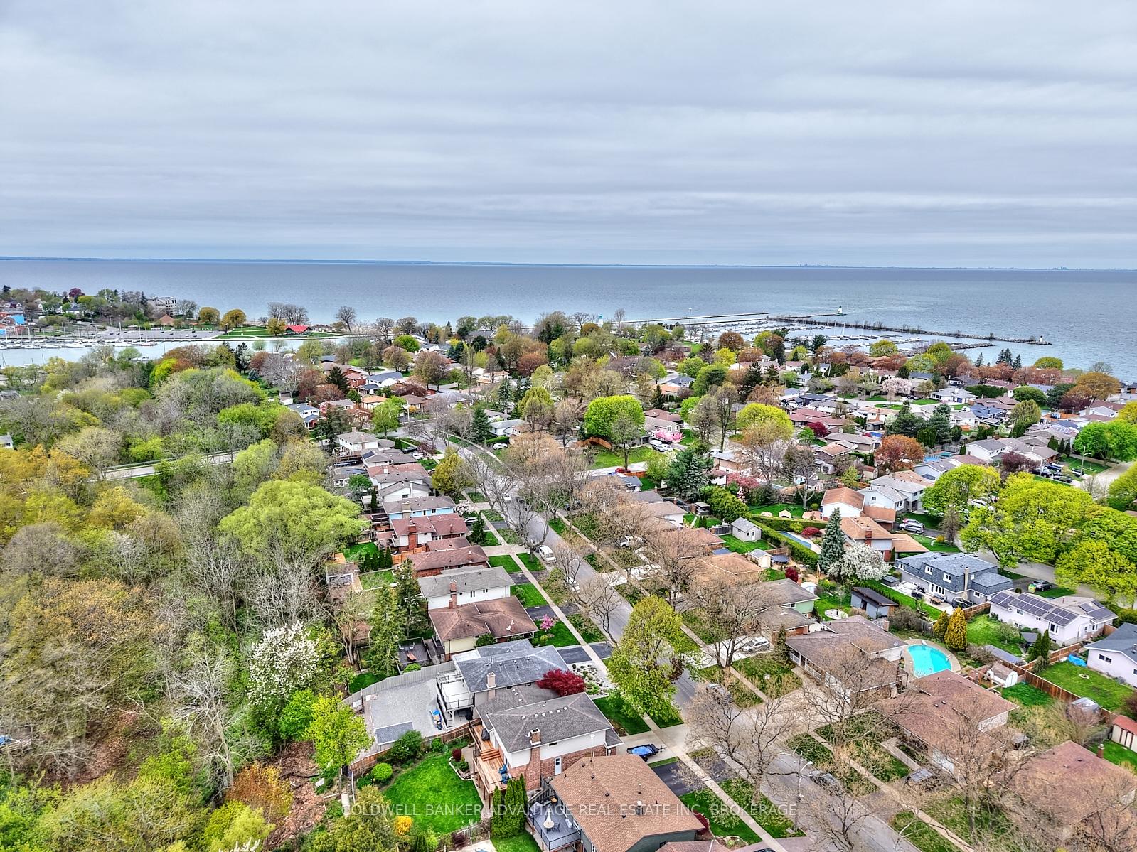 Photo 12 of 40 Kimbermount Drive, St. Catharines, Lakeshore — HOMEH
