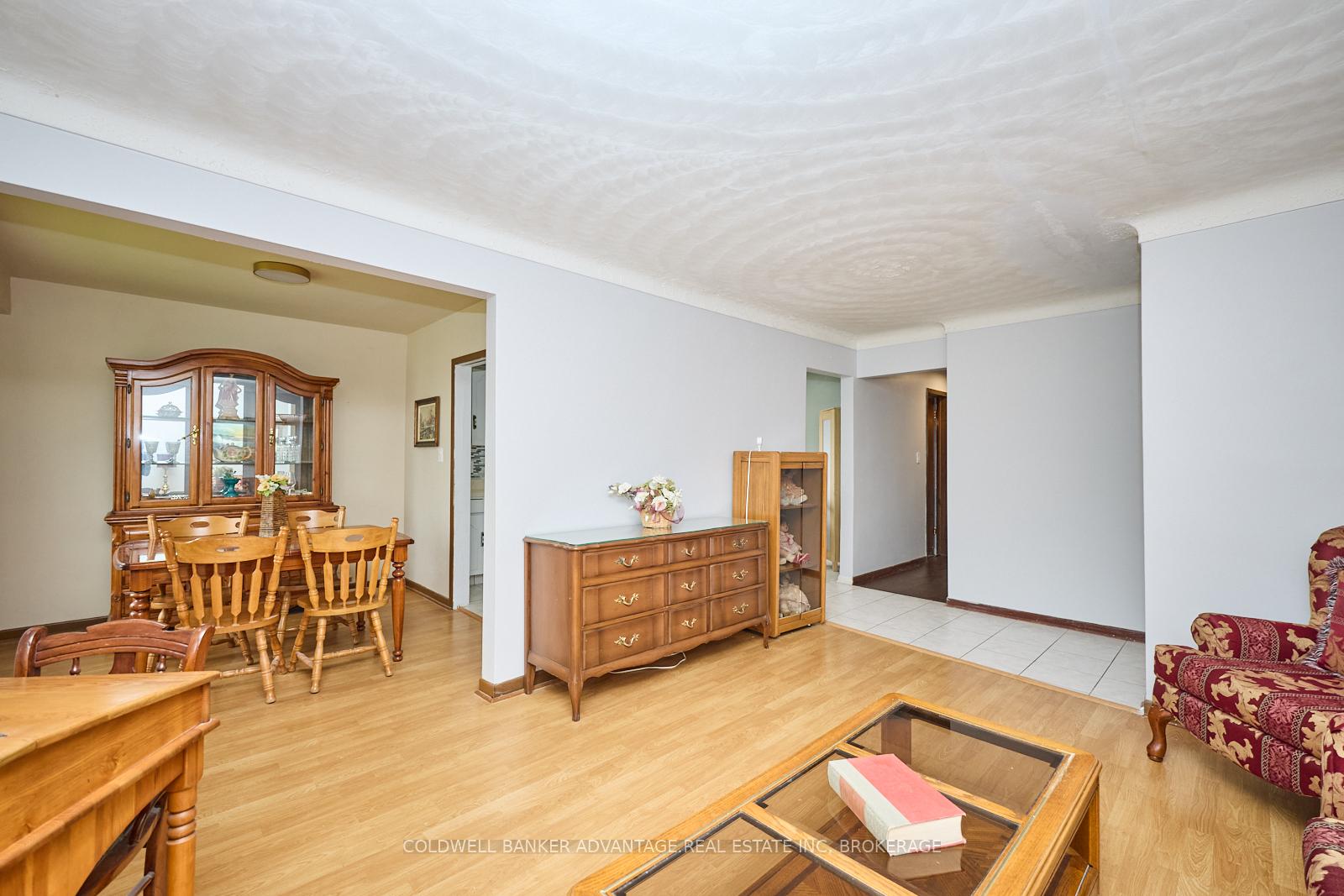 Photo 20 of 40 Kimbermount Drive, St. Catharines, Lakeshore — HOMEH
