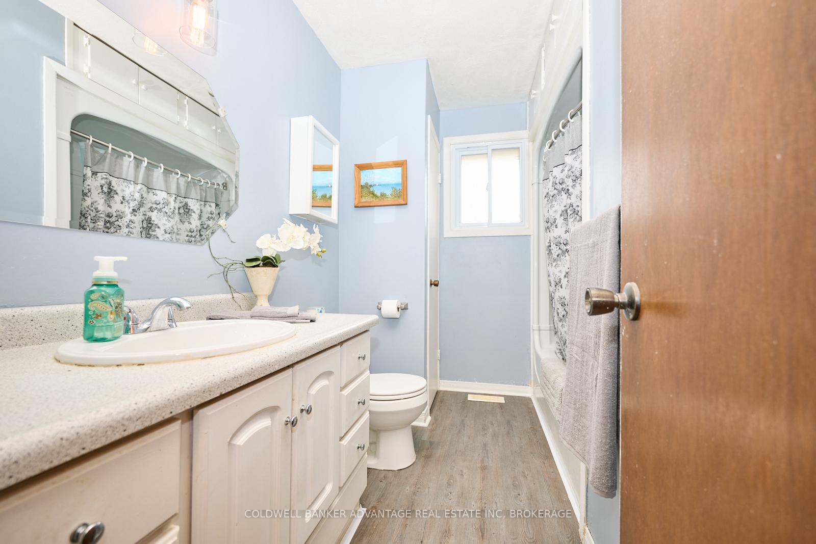 Photo 22 of 40 Kimbermount Drive, St. Catharines, Lakeshore — HOMEH