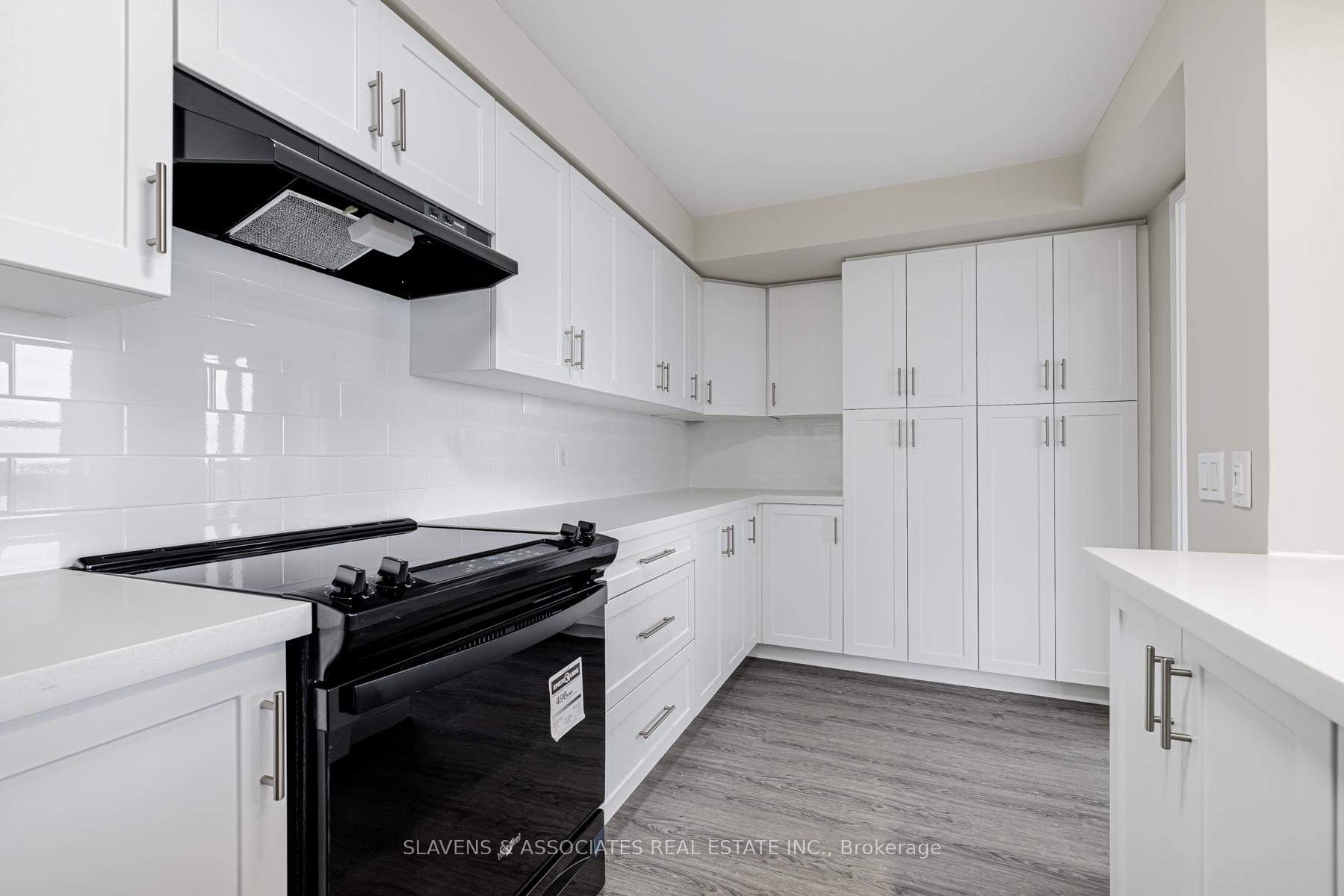 Photo 29 of Unit 610, 2 Neptune Drive, Toronto, Englemount-Lawrence — HOMEH