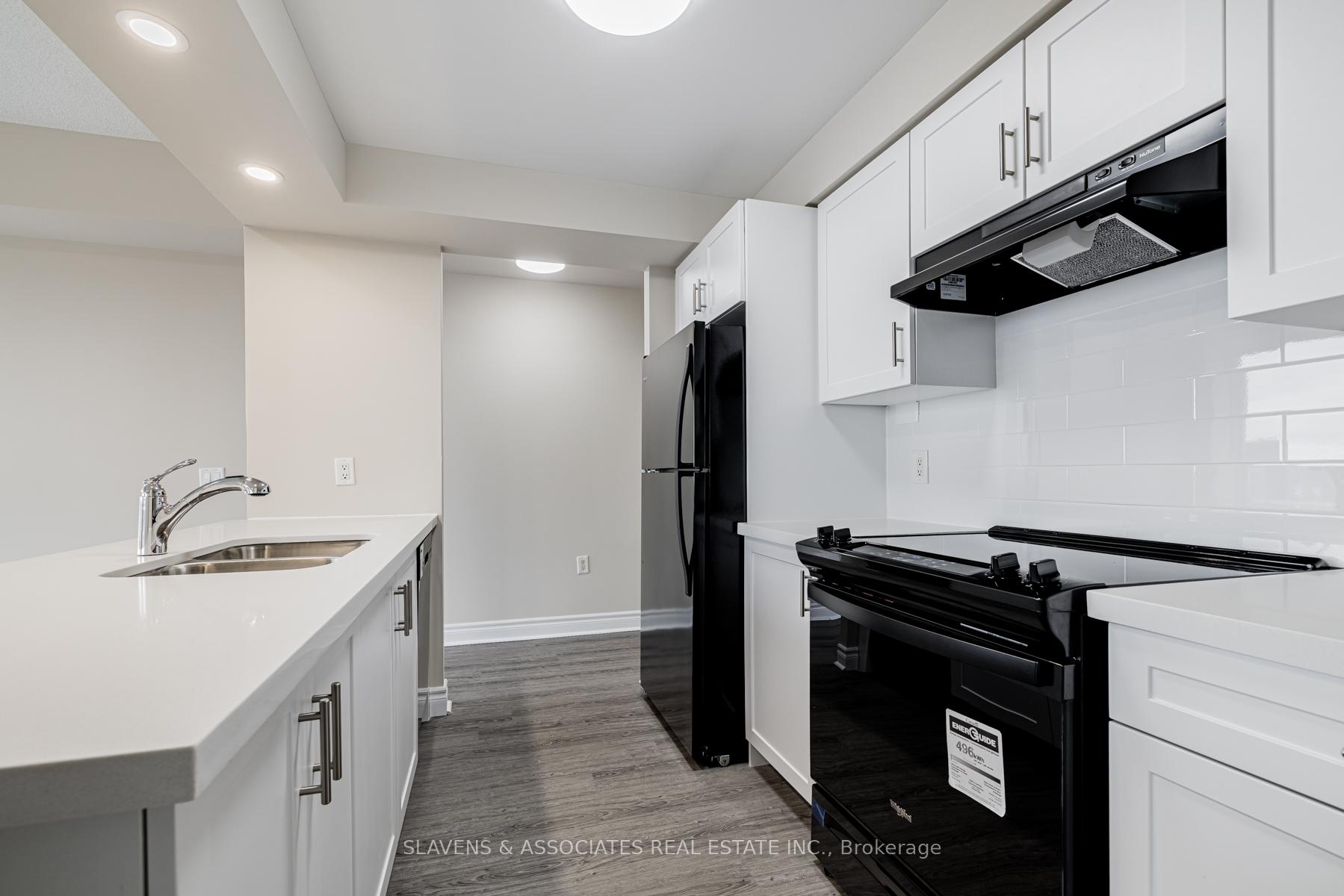 Photo 9 of Unit 610, 2 Neptune Drive, Toronto, Englemount-Lawrence — HOMEH