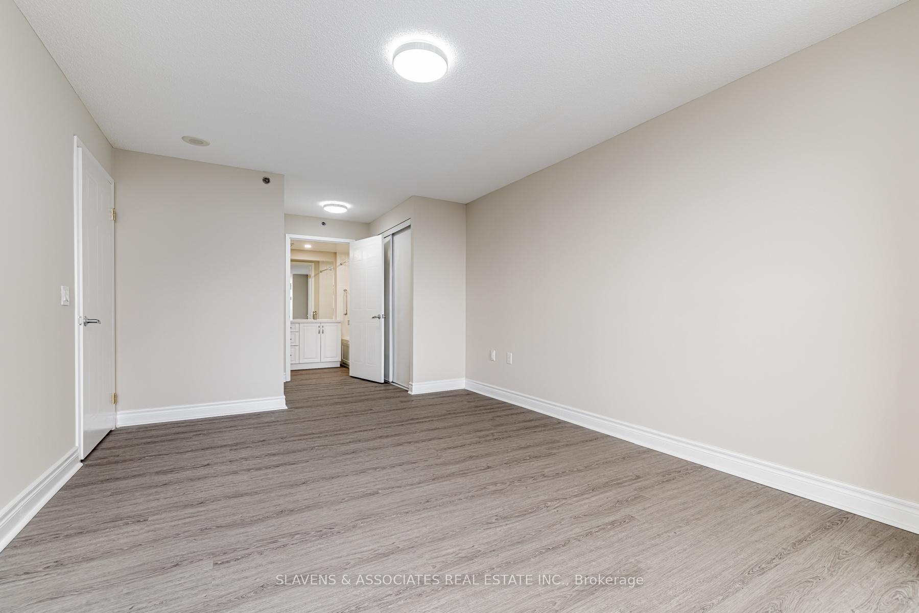 Photo 43 of Unit 610, 2 Neptune Drive, Toronto, Englemount-Lawrence — HOMEH