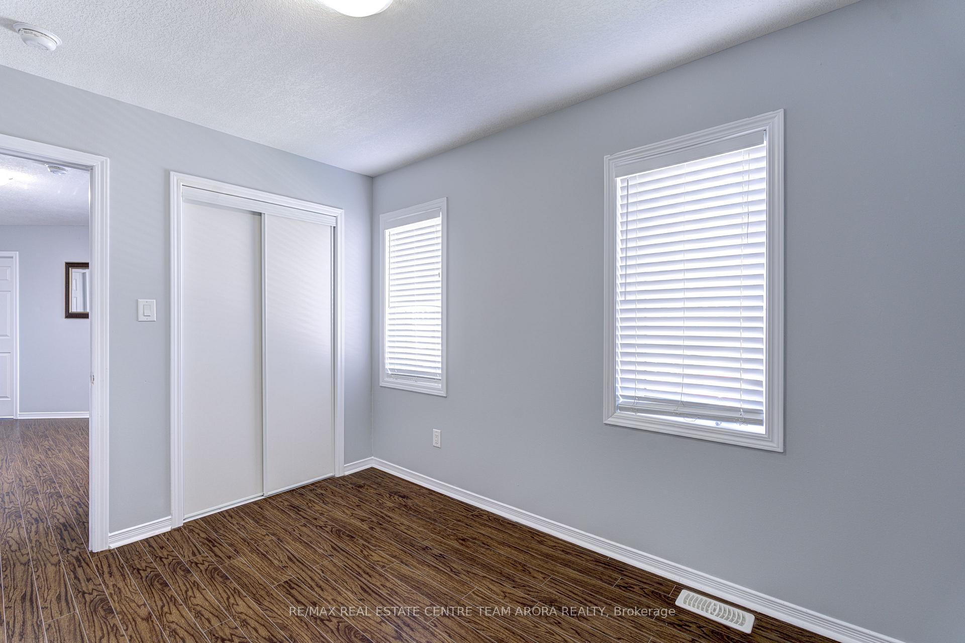 Photo 6 of 5 Golden Spring Drive, Brampton, Northwest Brampton — HOMEH