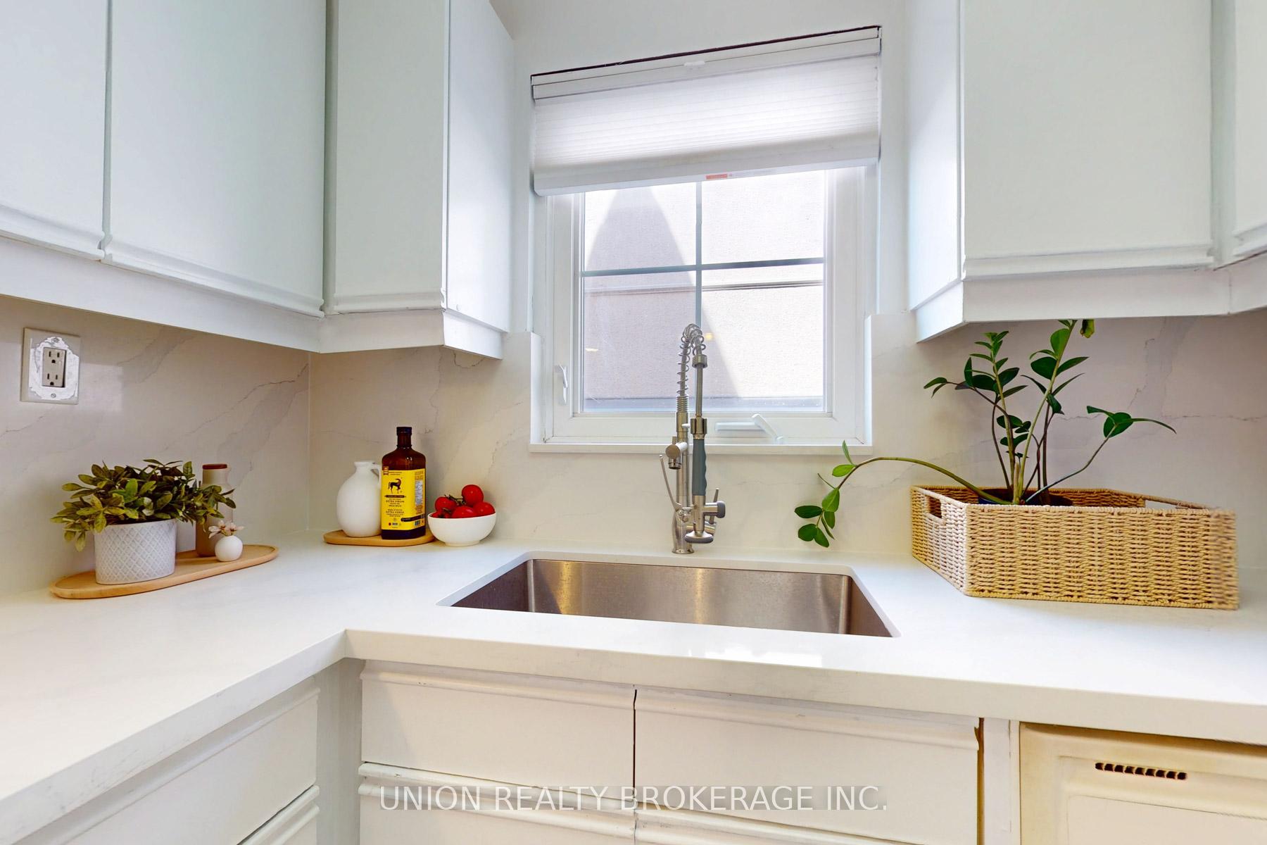 Photo 34 of Unit 7, 2357 Queen Street E, Toronto, The Beaches — HOMEH