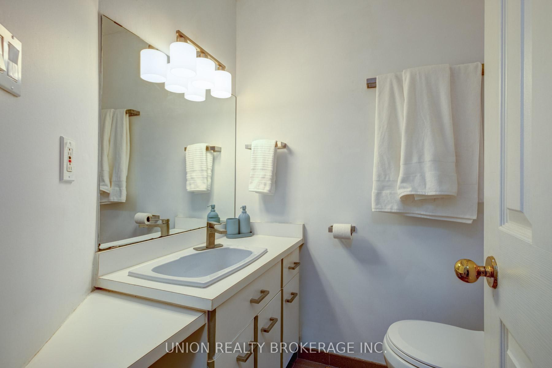 Photo 38 of Unit 7, 2357 Queen Street E, Toronto, The Beaches — HOMEH