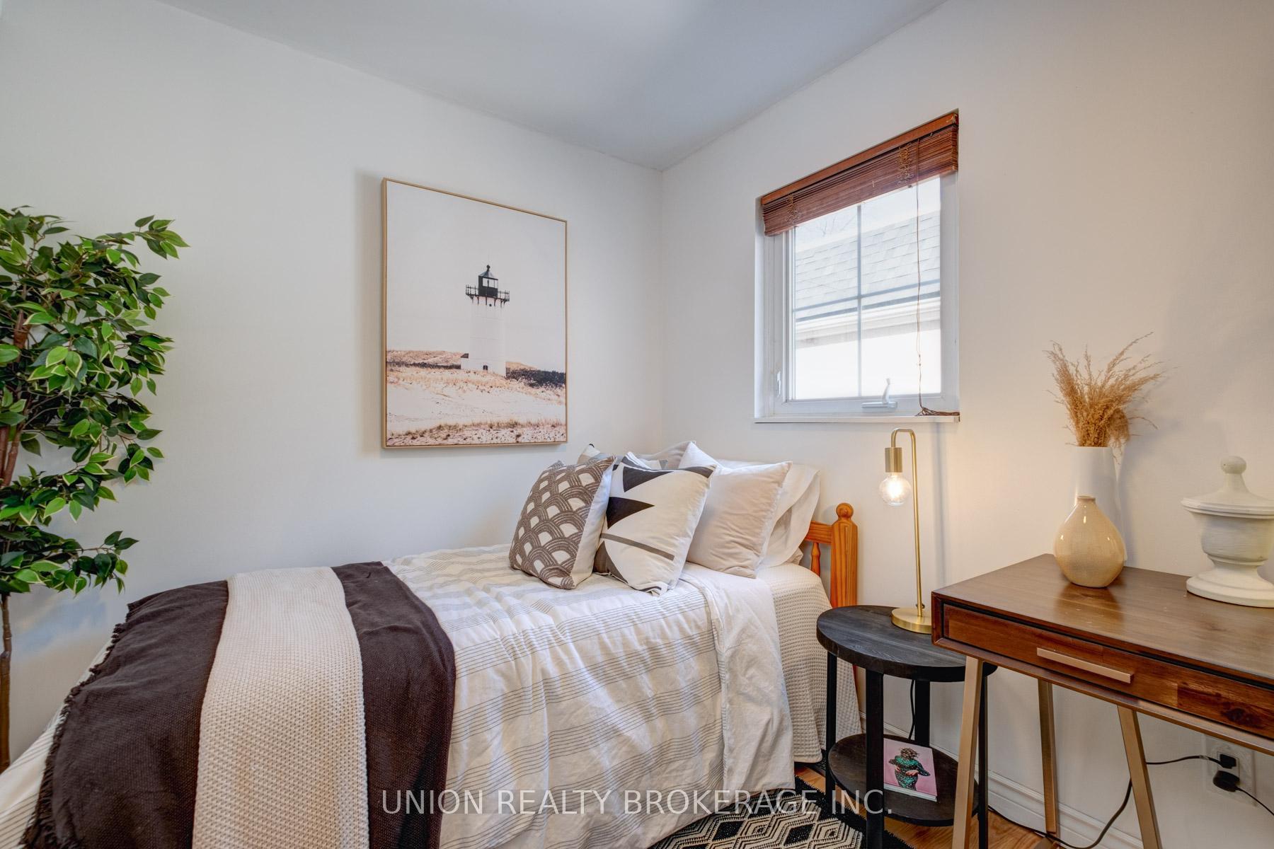 Photo 20 of Unit 7, 2357 Queen Street E, Toronto, The Beaches — HOMEH