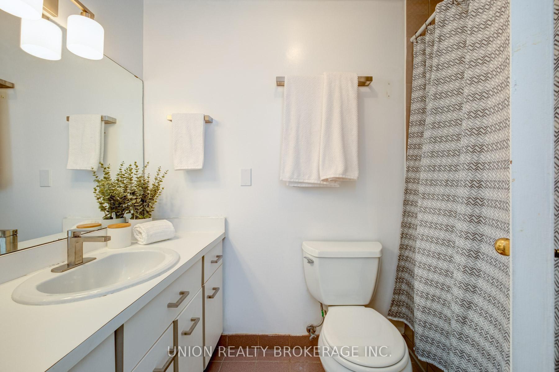 Photo 41 of Unit 7, 2357 Queen Street E, Toronto, The Beaches — HOMEH