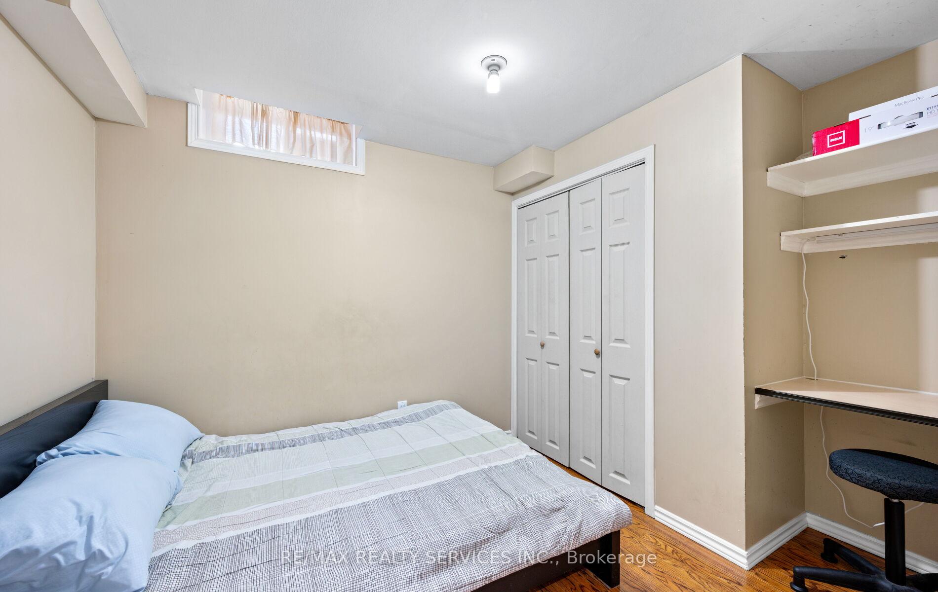 Photo 48 of 106 Beavervalley Drive, Brampton, Fletcher's Meadow — HOMEH