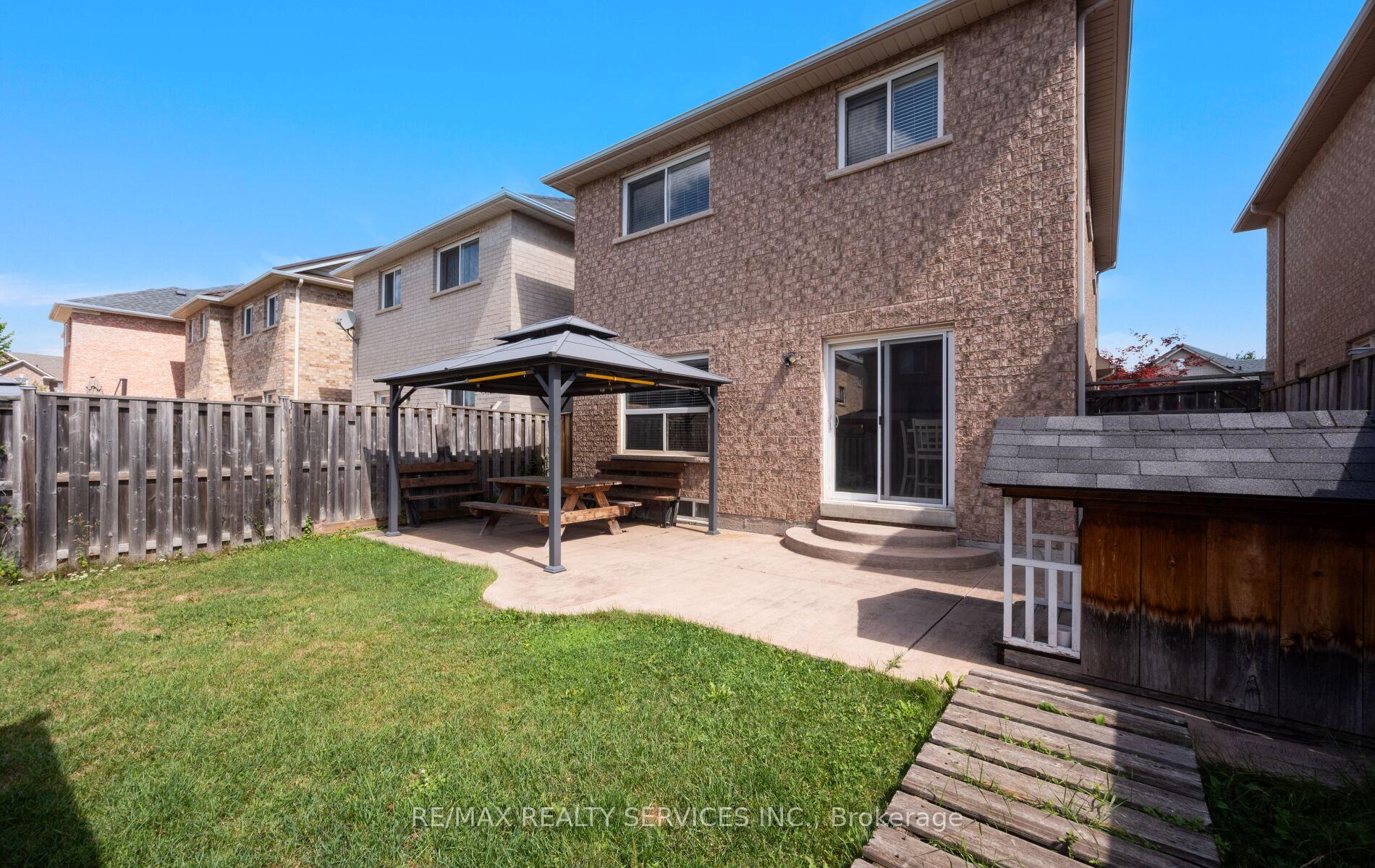 Photo 50 of 106 Beavervalley Drive, Brampton, Fletcher's Meadow — HOMEH
