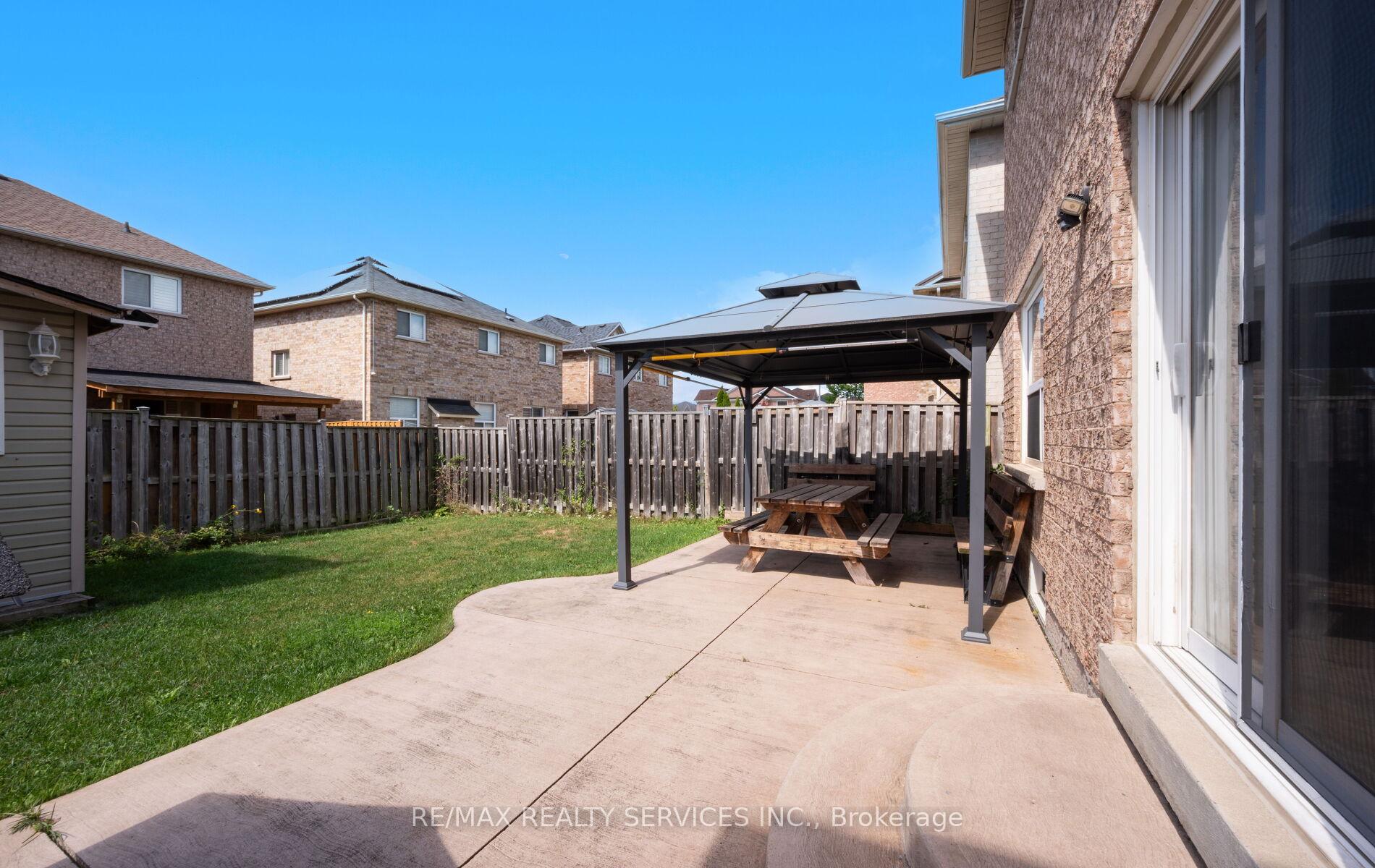 Photo 69 of 106 Beavervalley Drive, Brampton, Fletcher's Meadow — HOMEH