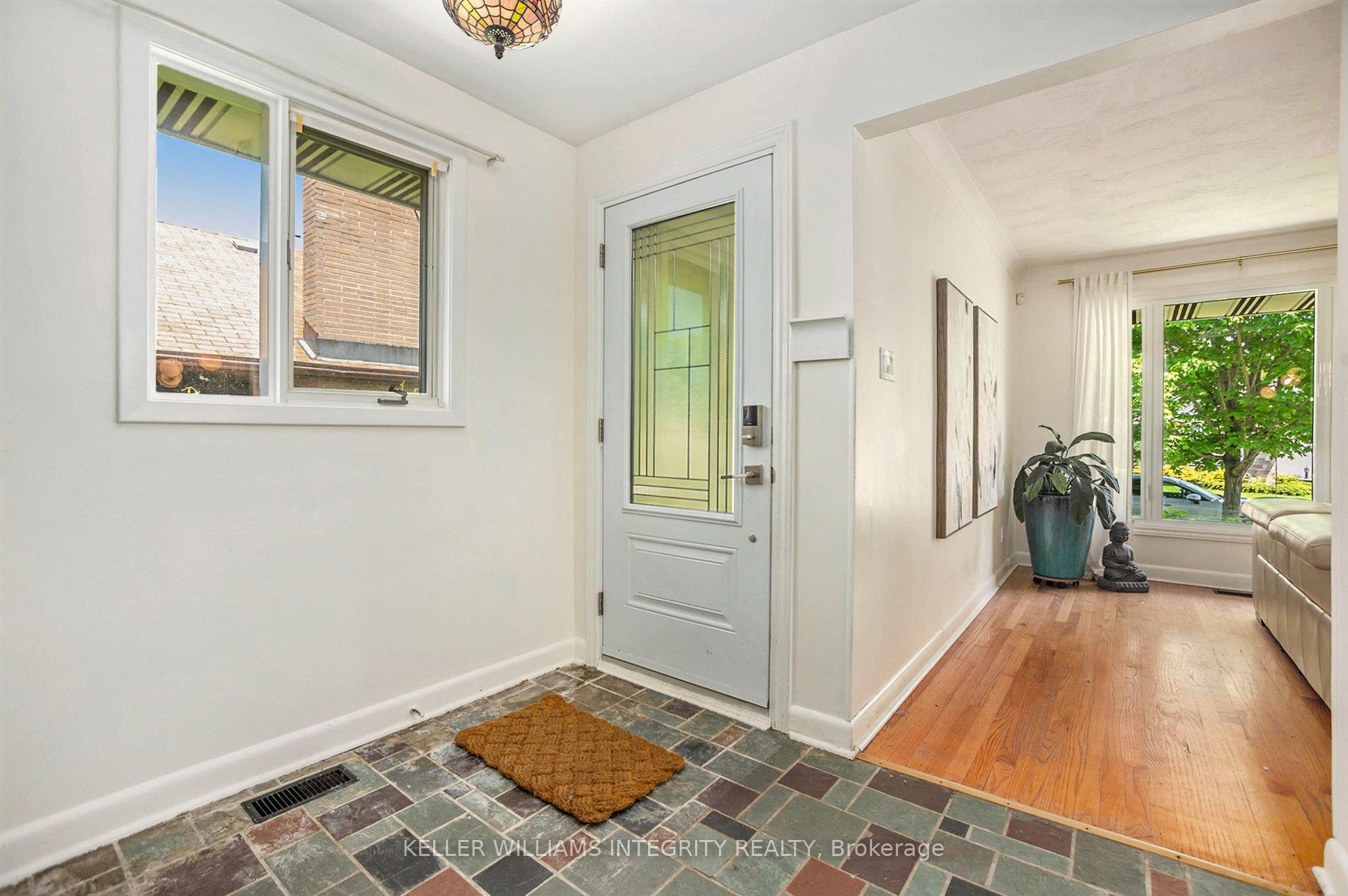 Photo 3 of 1244 Tara Drive, Ottawa, Copeland Park — HOMEH