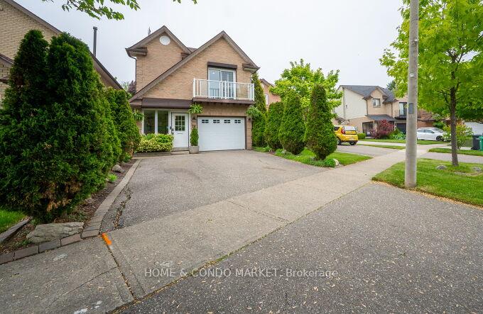 Photo 6 of 74 Rosebud Avenue, Brampton, Downtown Brampton — HOMEH