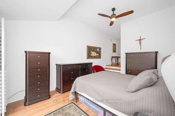 Photo 16 of 74 Rosebud Avenue, Brampton, Downtown Brampton — HOMEH