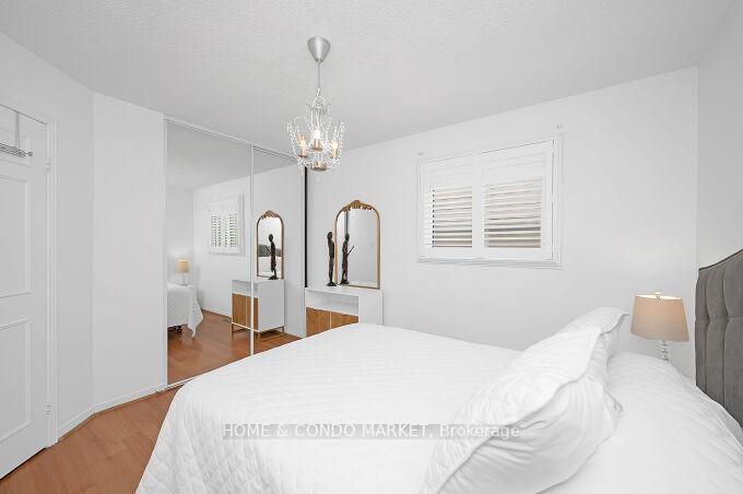 Photo 11 of 74 Rosebud Avenue, Brampton, Downtown Brampton — HOMEH