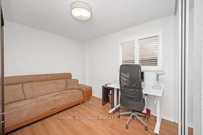 Photo 15 of 74 Rosebud Avenue, Brampton, Downtown Brampton — HOMEH