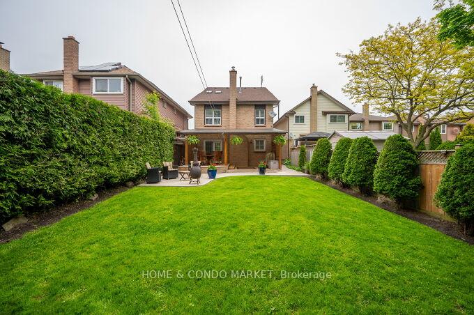 Photo 22 of 74 Rosebud Avenue, Brampton, Downtown Brampton — HOMEH