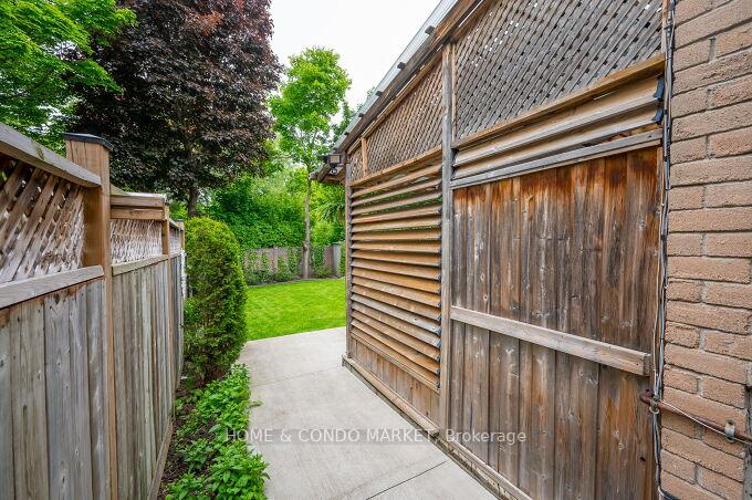 Photo 26 of 74 Rosebud Avenue, Brampton, Downtown Brampton — HOMEH